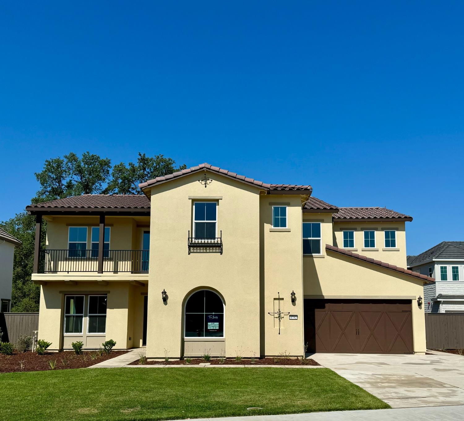 Detail Gallery Image 1 of 1 For 4792 E Crowne Point Court, Rocklin,  CA 95677 - 4 Beds | 4/1 Baths