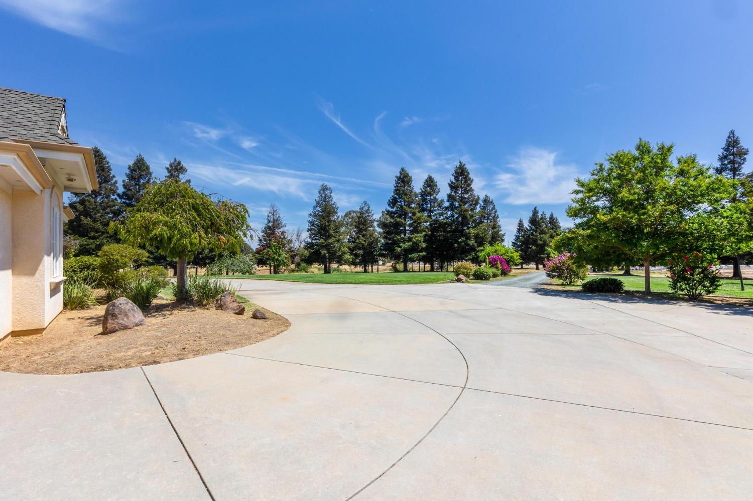 Detail Gallery Image 45 of 85 For 19997 E Liberty Rd, Clements,  CA 95227 - 8 Beds | 6/1 Baths