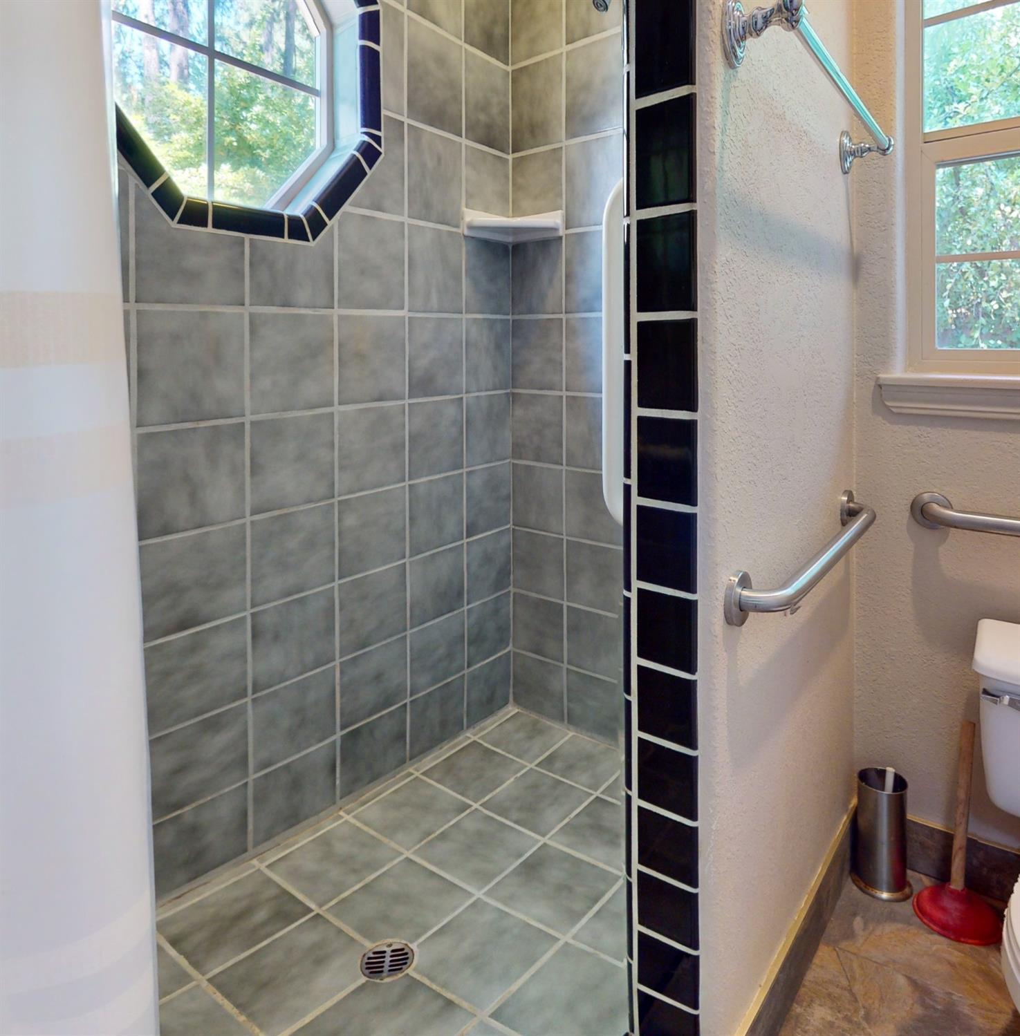 Detail Gallery Image 86 of 91 For 524 Railroad Ave, Nevada City,  CA 95959 - 5 Beds | 5/2 Baths