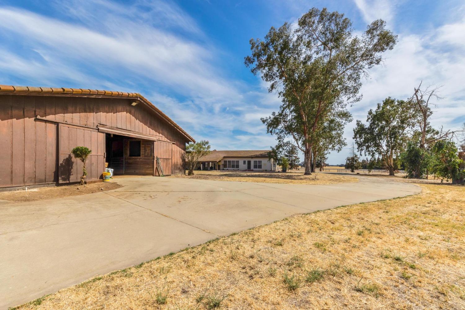 Detail Gallery Image 80 of 85 For 19997 E Liberty Rd, Clements,  CA 95227 - 8 Beds | 6/1 Baths