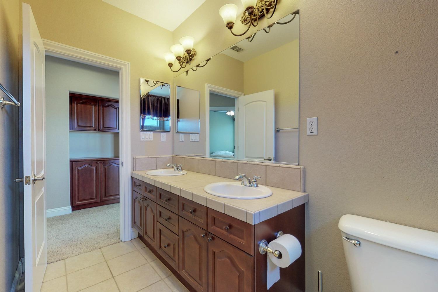 Detail Gallery Image 54 of 73 For 3519 Bergamo Dr, El Dorado Hills,  CA 95762 - 4 Beds | 4 Baths