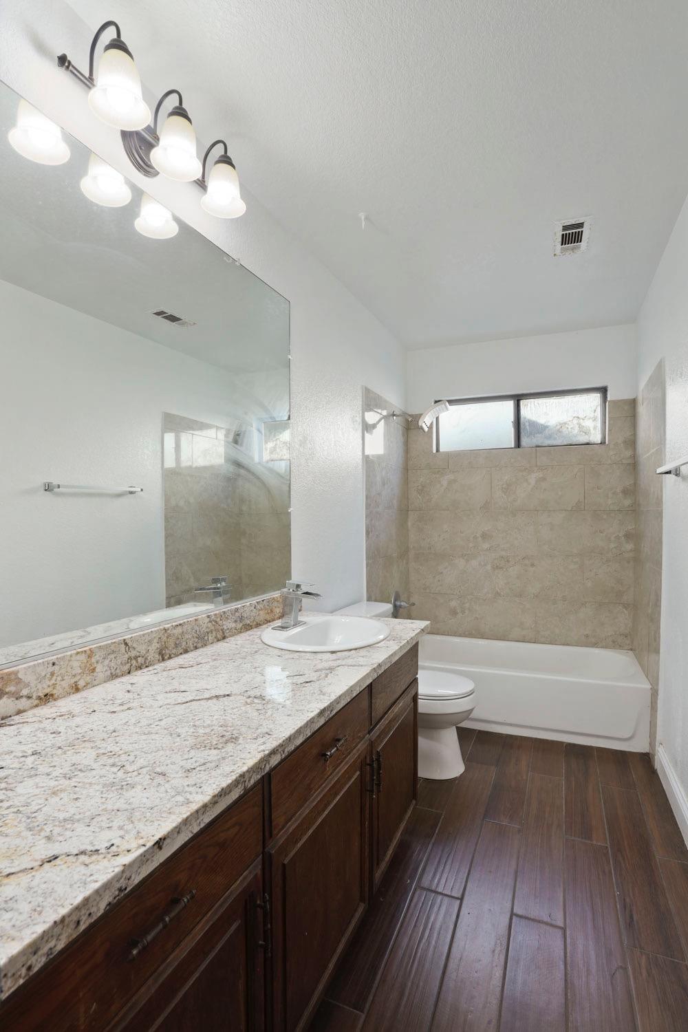 Detail Gallery Image 16 of 20 For 1934 Pontelli Ct, Stockton,  CA 95207 - 3 Beds | 2 Baths