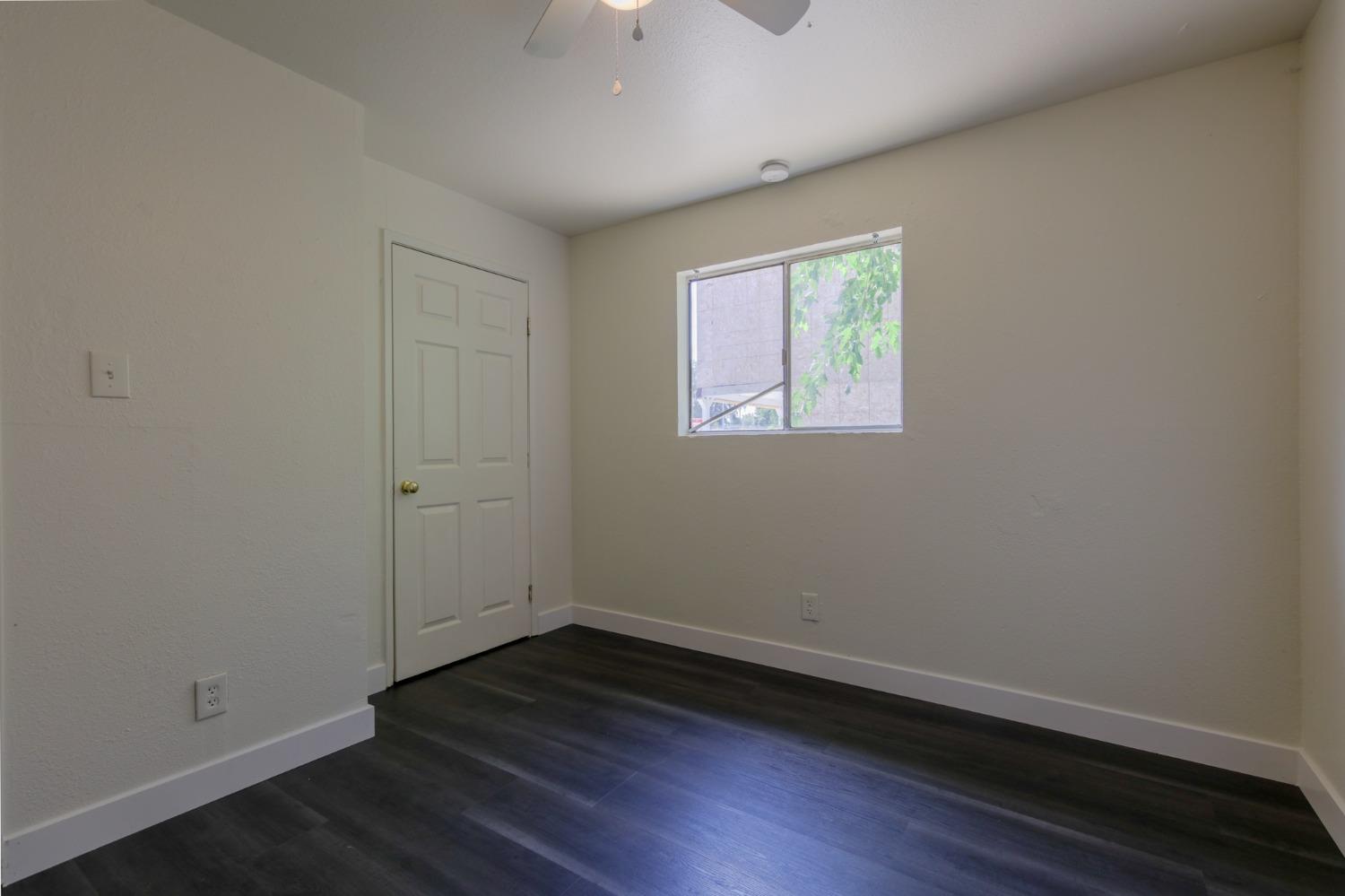 Detail Gallery Image 22 of 30 For 2121 S Lincoln St, Stockton,  CA 95206 - 3 Beds | 2 Baths