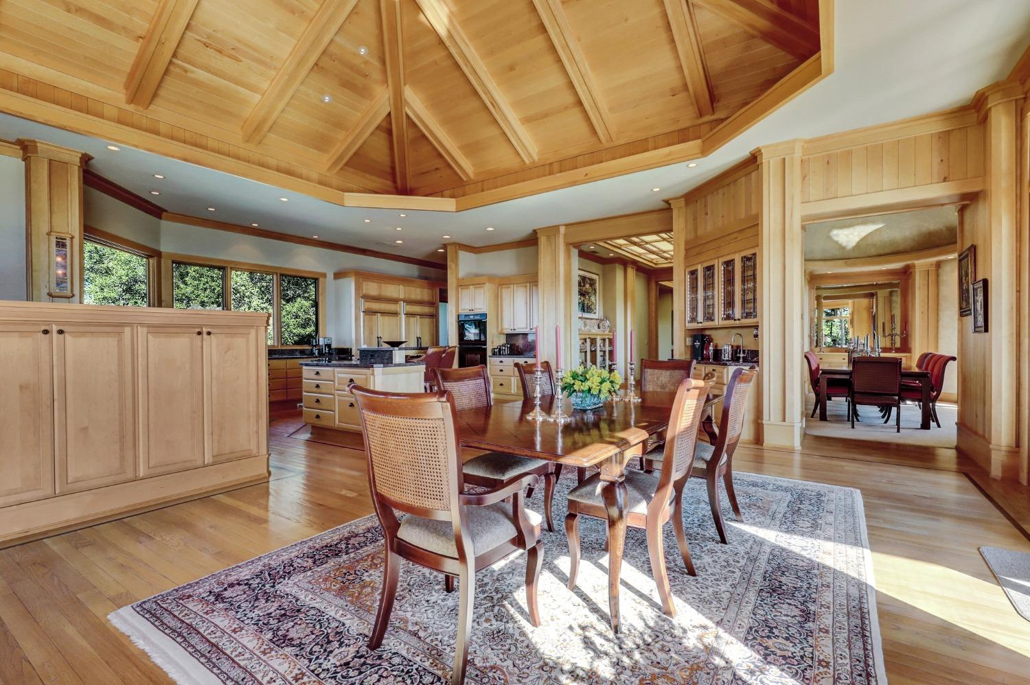 Detail Gallery Image 17 of 99 For 15160 Applewood Ln, Nevada City,  CA 95959 - 4 Beds | 4/1 Baths