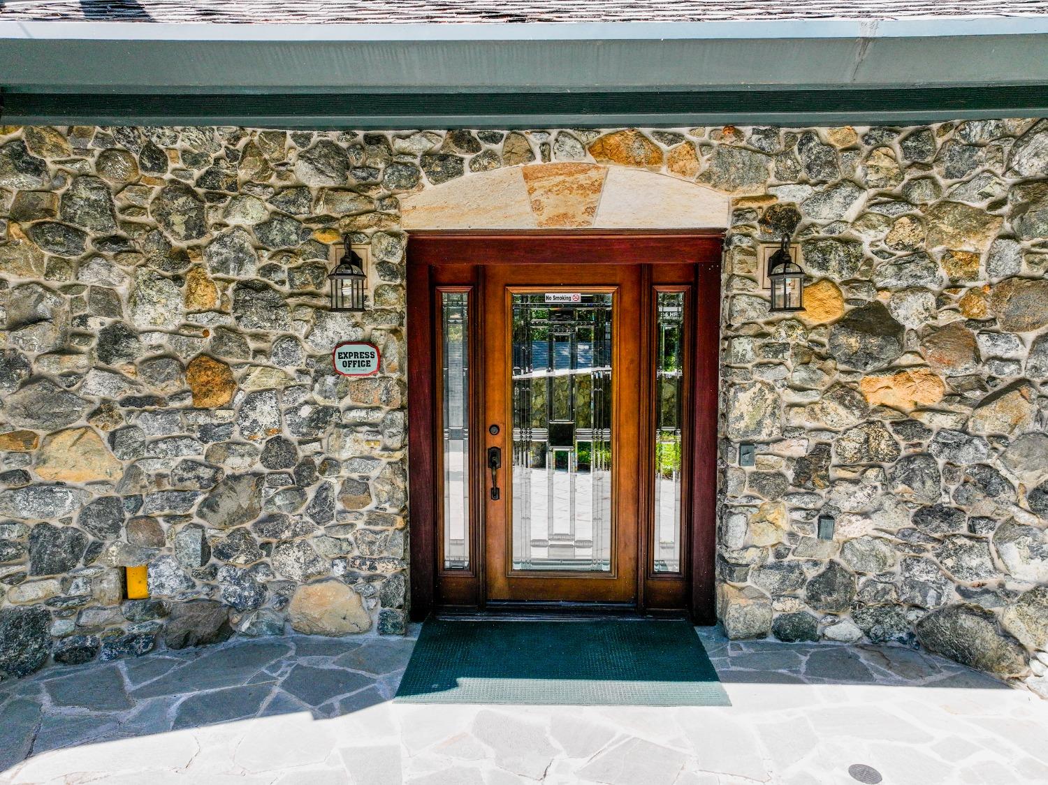 Detail Gallery Image 36 of 91 For 524 Railroad Ave, Nevada City,  CA 95959 - 5 Beds | 5/2 Baths