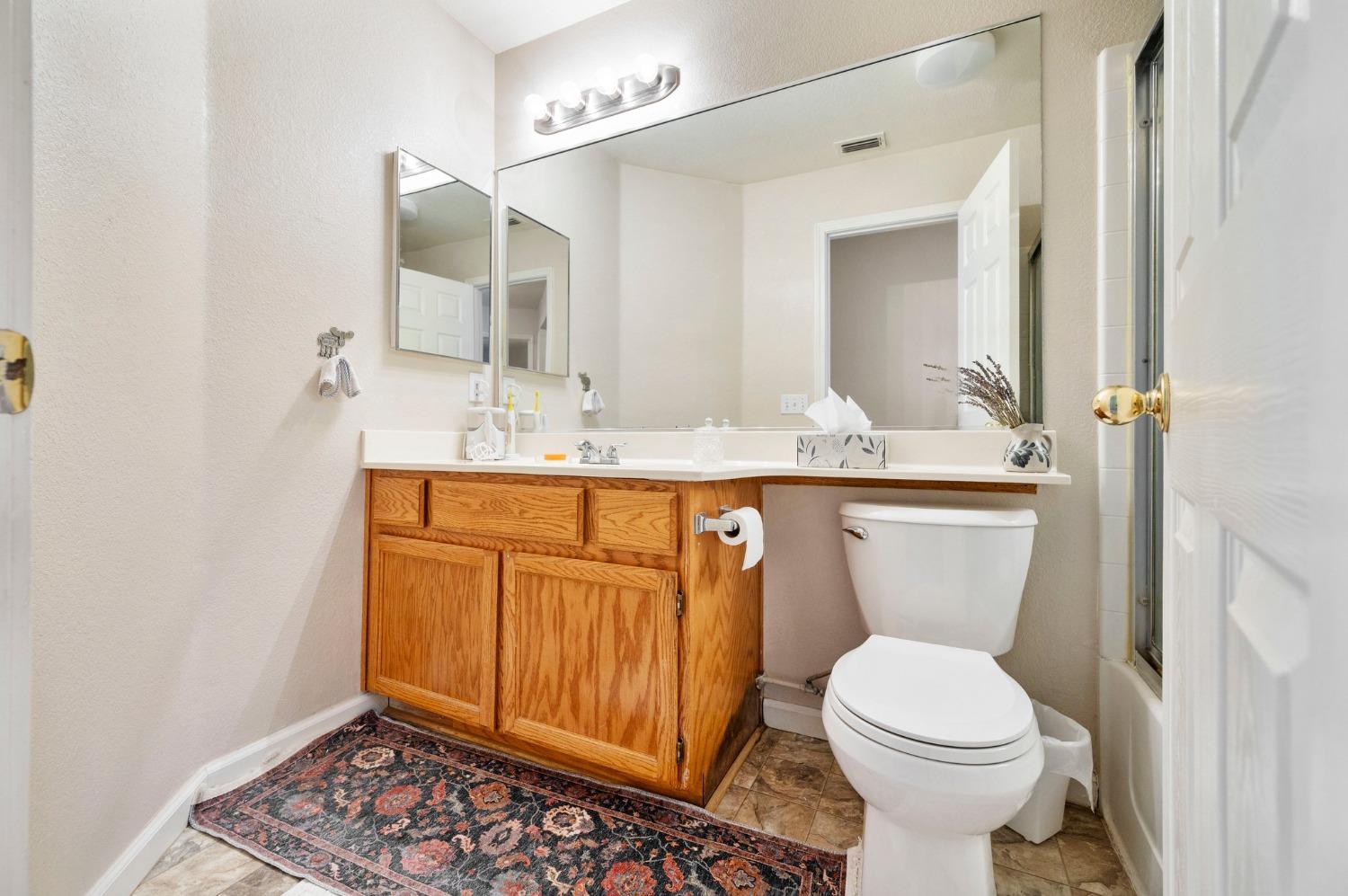 Detail Gallery Image 29 of 35 For 2620 Riverpark Dr, Modesto,  CA 95351 - 3 Beds | 2/1 Baths