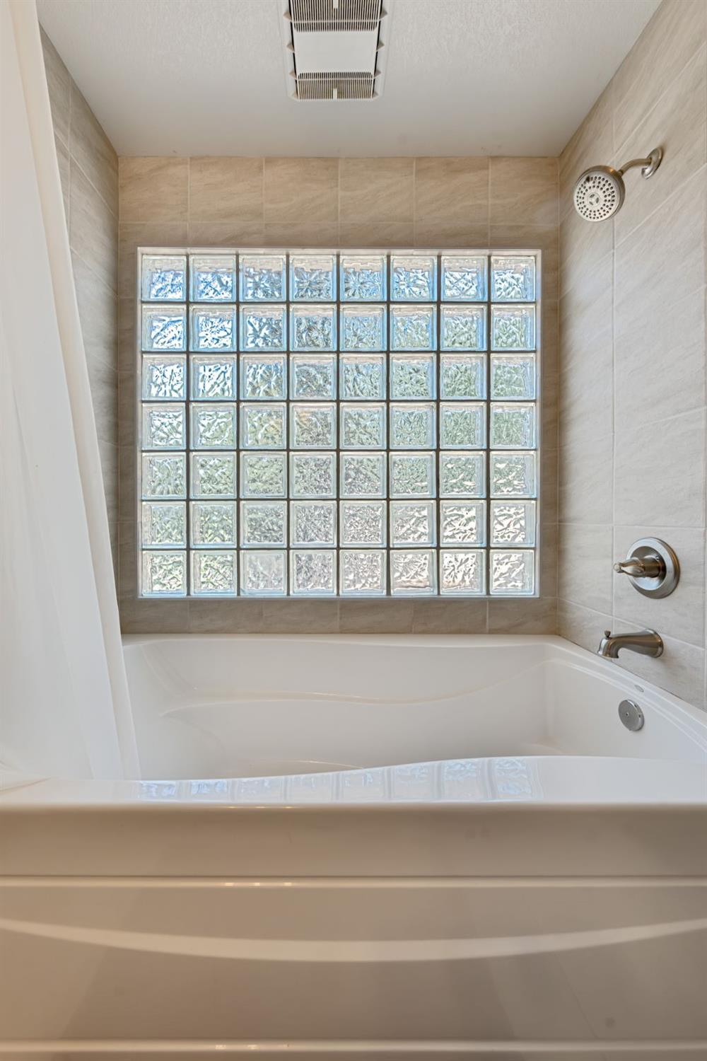 Detail Gallery Image 13 of 36 For 2501 Newhouse, Pollock Pines,  CA 95726 - 2 Beds | 1/2 Baths