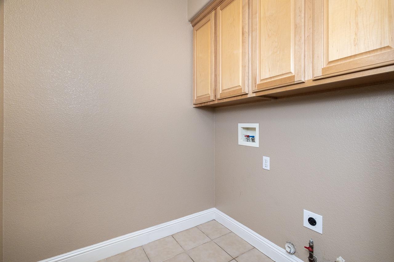 Detail Gallery Image 22 of 26 For 1281 Freswick Dr, Folsom,  CA 95630 - 3 Beds | 2 Baths