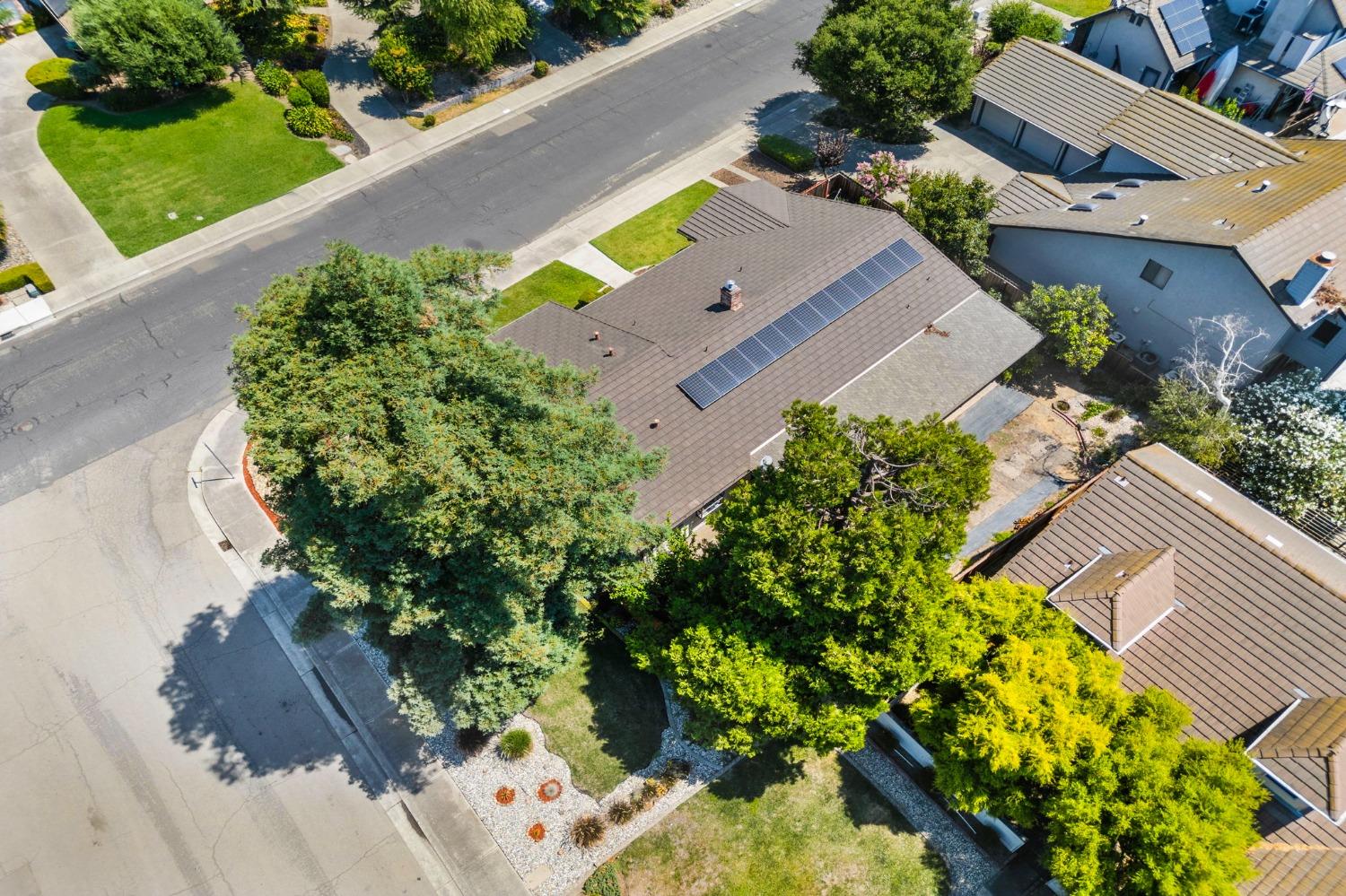 Detail Gallery Image 52 of 58 For 2344 Canyon Creek Dr, Stockton,  CA 95207 - 3 Beds | 2 Baths