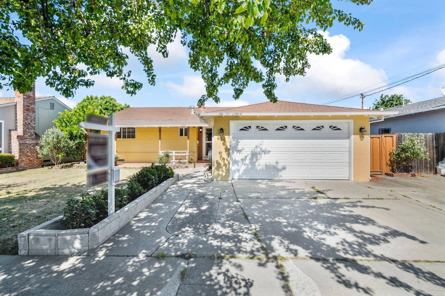 Detail Gallery Image 1 of 1 For 649 Quincy Way, Hayward,  CA 94541 - 3 Beds | 2 Baths