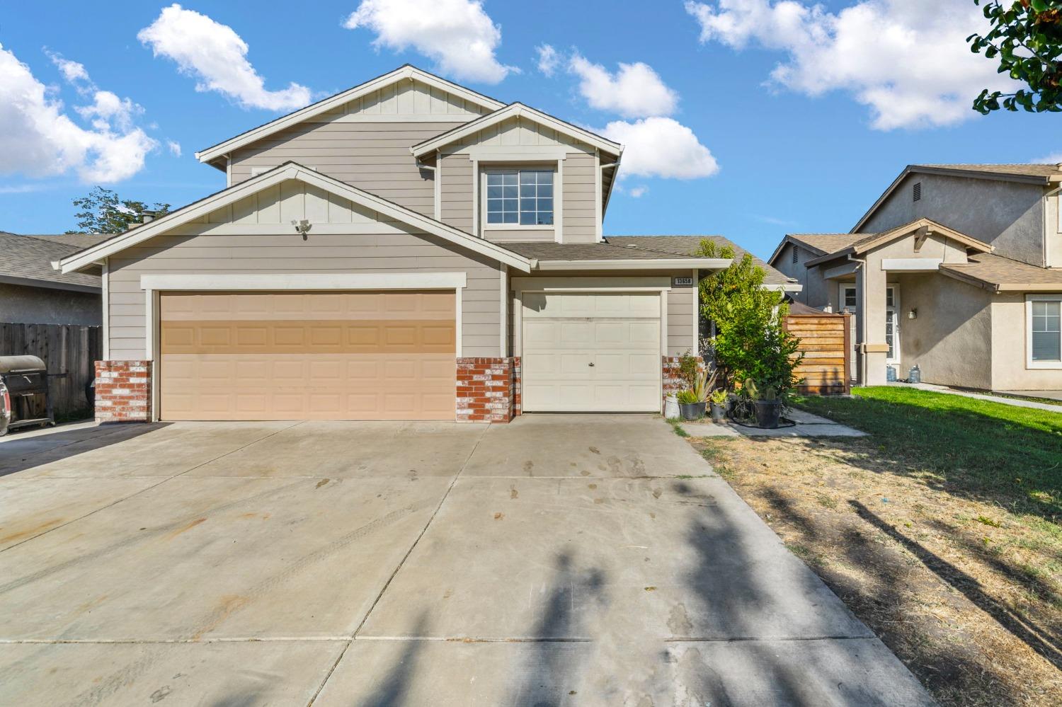 Detail Gallery Image 2 of 50 For 13658 Havenwood St, Lathrop,  CA 95330 - 4 Beds | 3 Baths