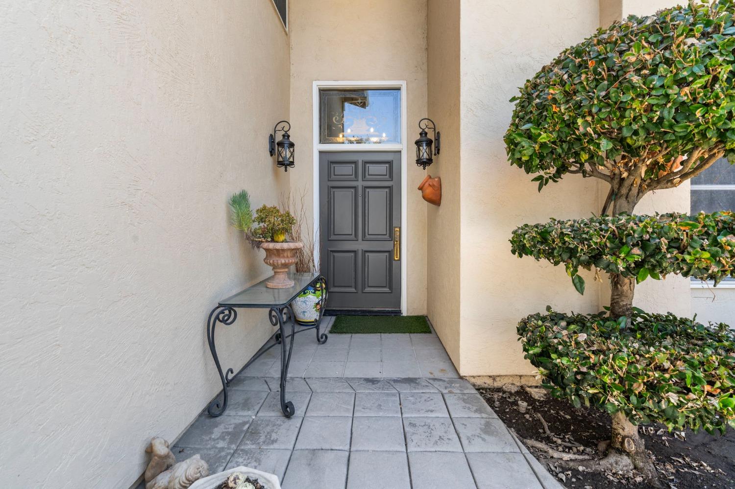 Detail Gallery Image 10 of 61 For 3843 Petersburg Cir, Stockton,  CA 95219 - 3 Beds | 2/1 Baths