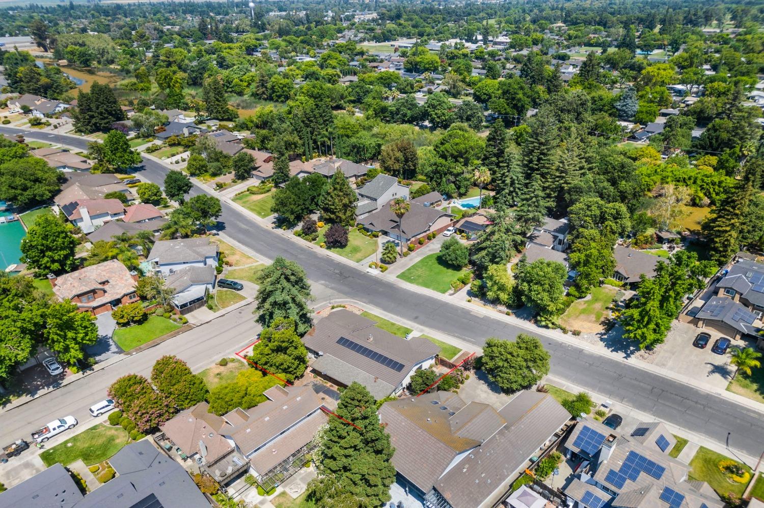 Detail Gallery Image 55 of 58 For 2344 Canyon Creek Dr, Stockton,  CA 95207 - 3 Beds | 2 Baths