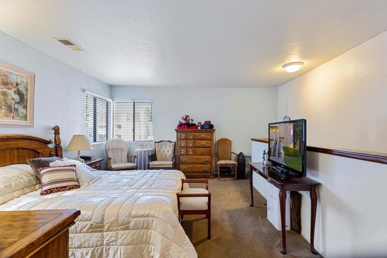 Detail Gallery Image 10 of 29 For 1699 Pyrenees Ave #93,  Stockton,  CA 95210 - 1 Beds | 1 Baths