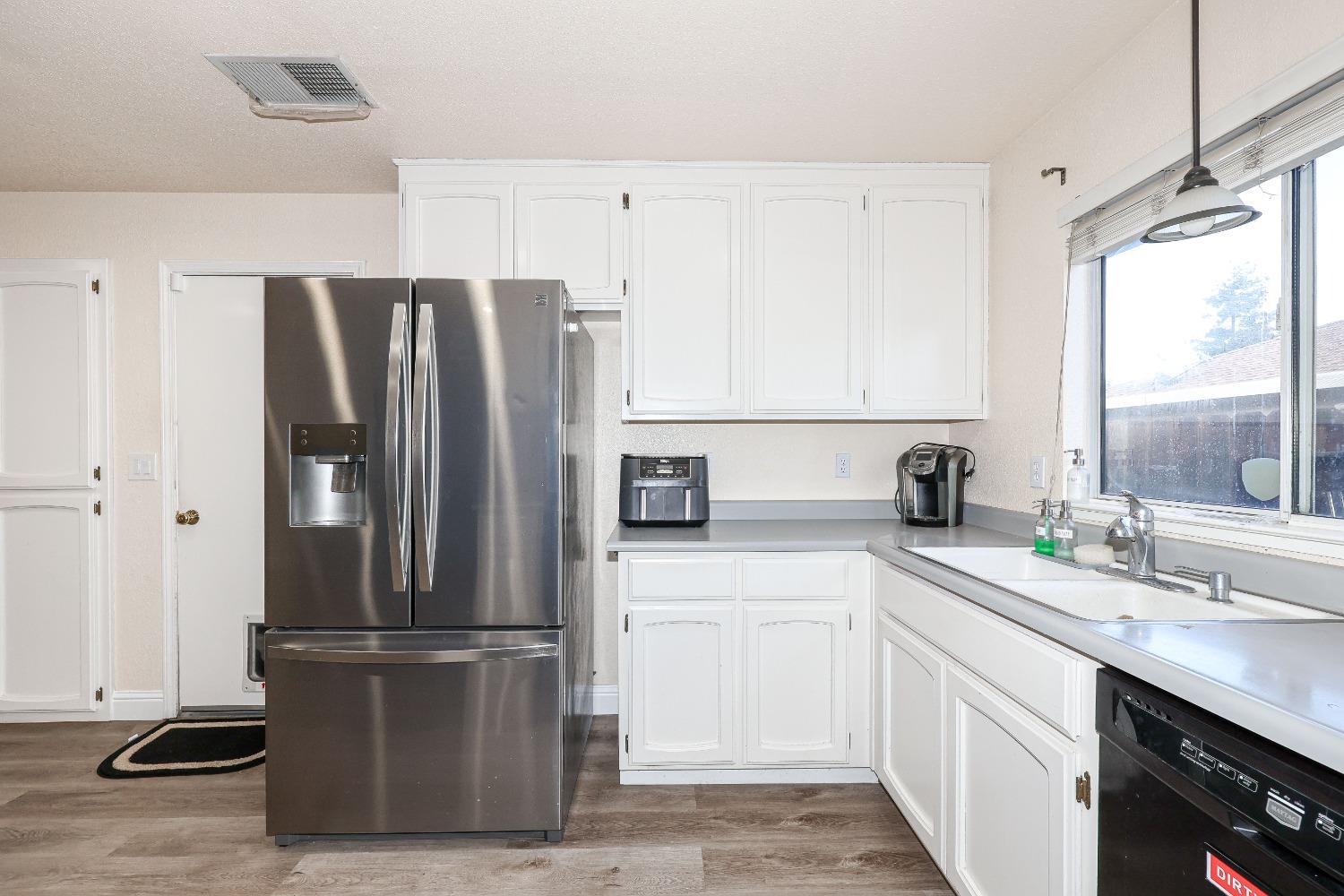 Detail Gallery Image 11 of 42 For 134 Clipper Ct, Atwater,  CA 95301 - 3 Beds | 2 Baths