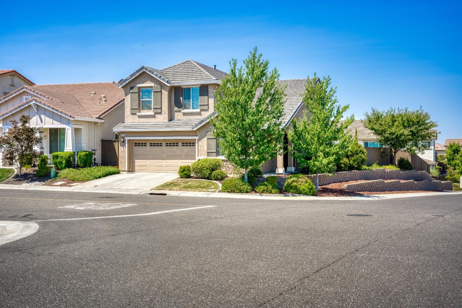 Detail Gallery Image 1 of 1 For 800 Berry Creek, Rocklin,  CA 95765 - 4 Beds | 3 Baths