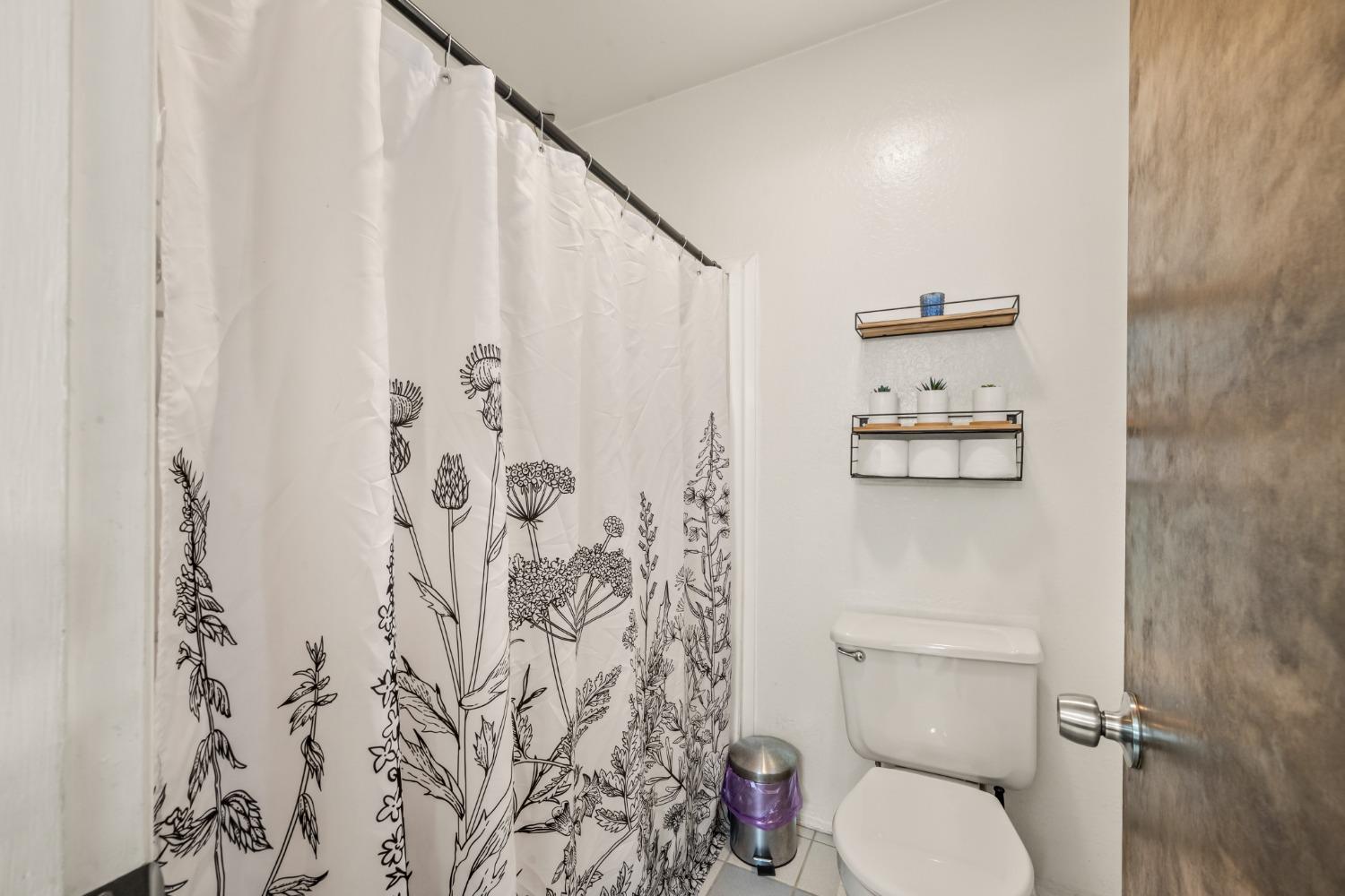 Detail Gallery Image 16 of 33 For 4418 Eight Mile Rd, Camino,  CA 95709 - 3 Beds | 1 Baths