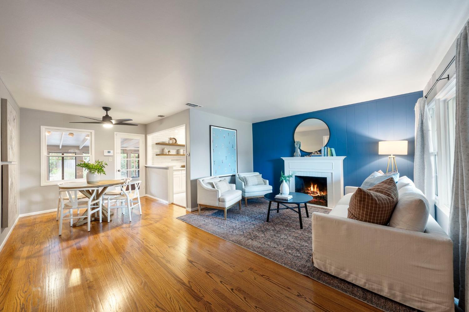 25Th Avenue, Sacramento, CA, 95822-2213