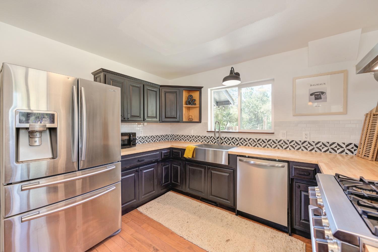 Detail Gallery Image 24 of 96 For 19658 Cedar Pines Dr, Fiddletown,  CA 95629 - 3 Beds | 2 Baths