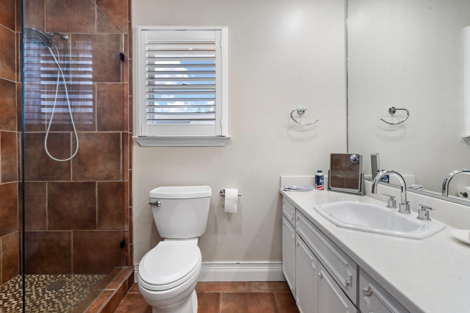 Detail Gallery Image 39 of 61 For 3843 Petersburg Cir, Stockton,  CA 95219 - 3 Beds | 2/1 Baths