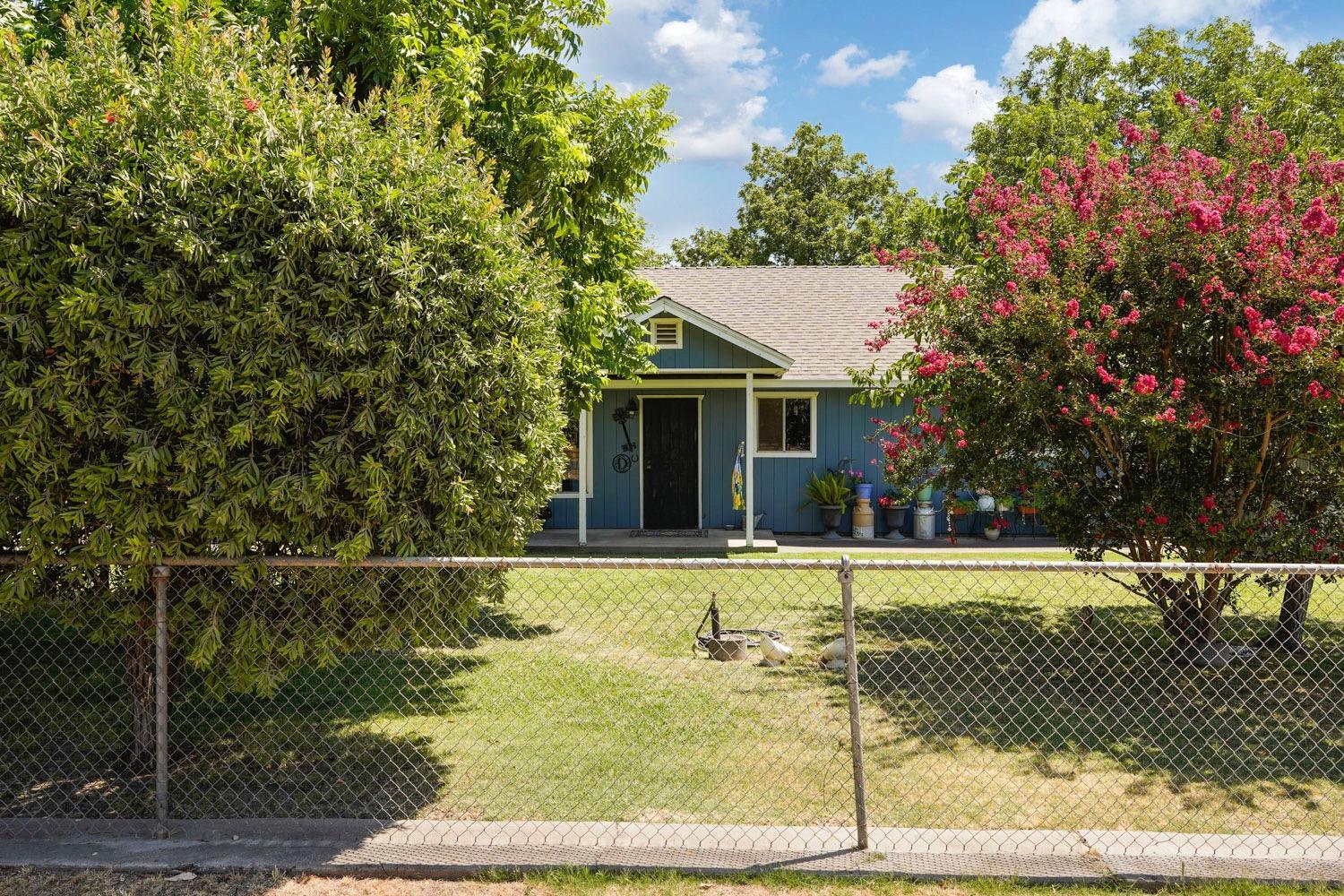 Detail Gallery Image 7 of 56 For 3832 Marfargoa, Stockton,  CA 95215 - 3 Beds | 1 Baths