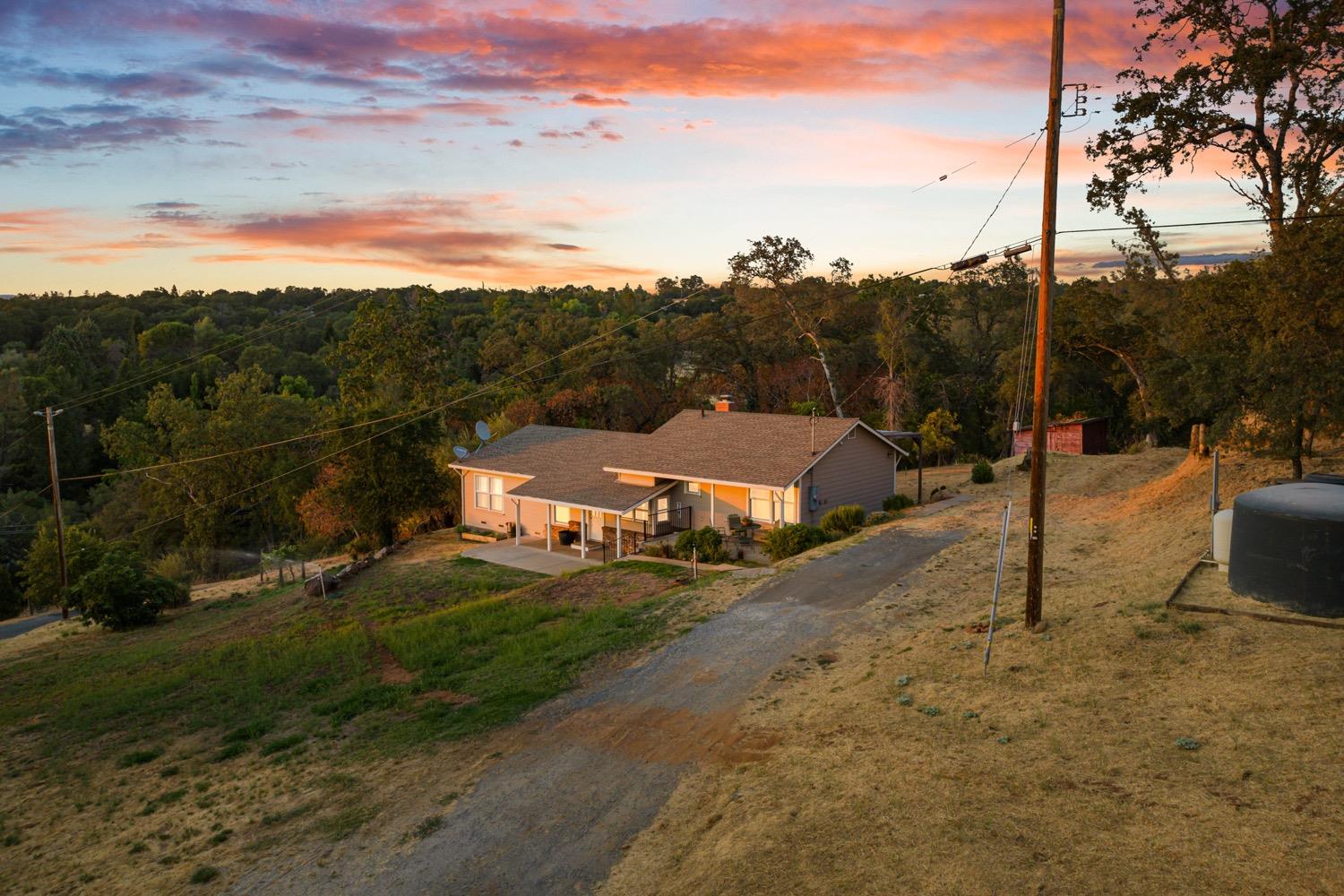 Joeger Road, Auburn, California image 2