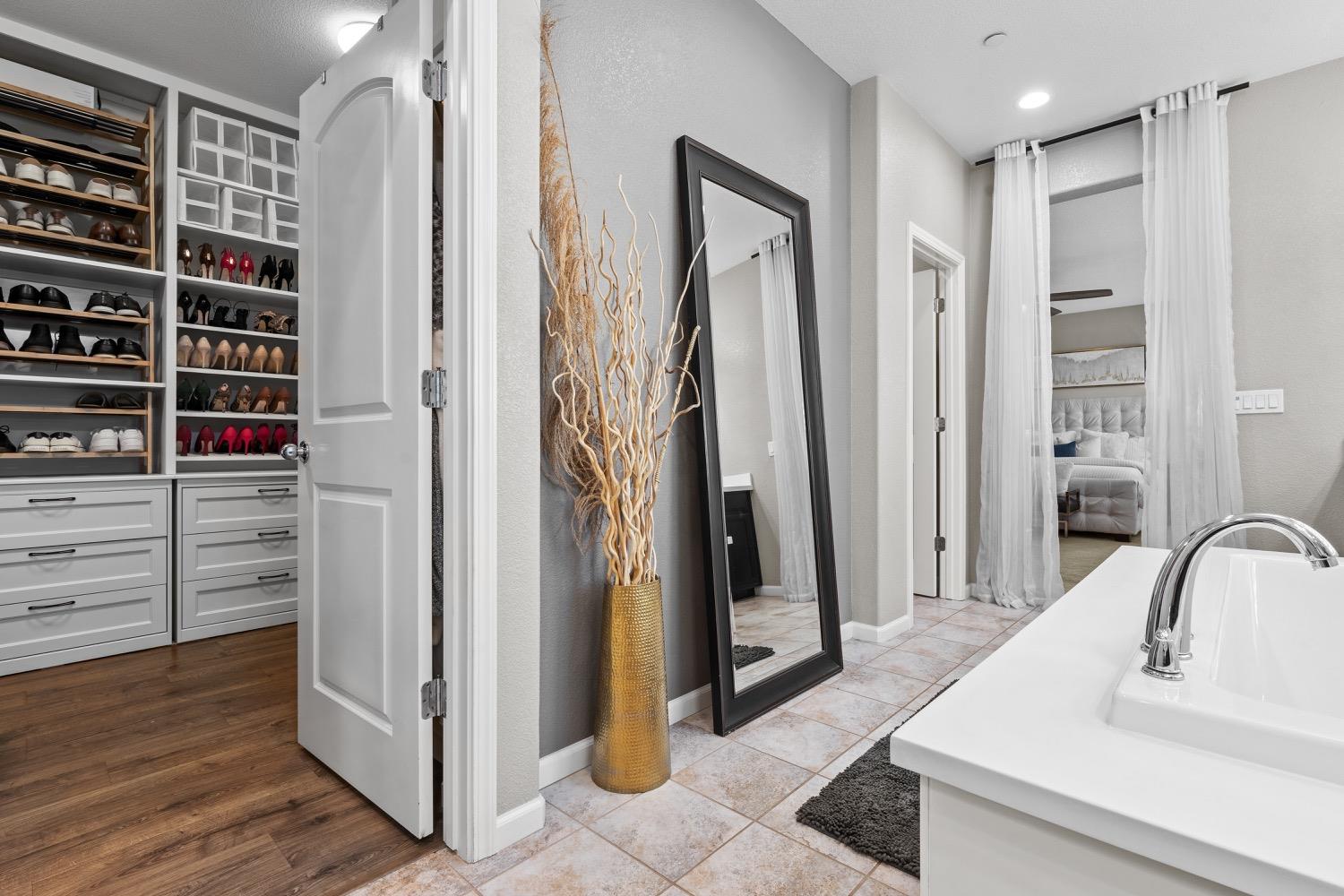 Detail Gallery Image 37 of 69 For 1737 Cranbrook Ct, Lathrop,  CA 95330 - 5 Beds | 4/1 Baths