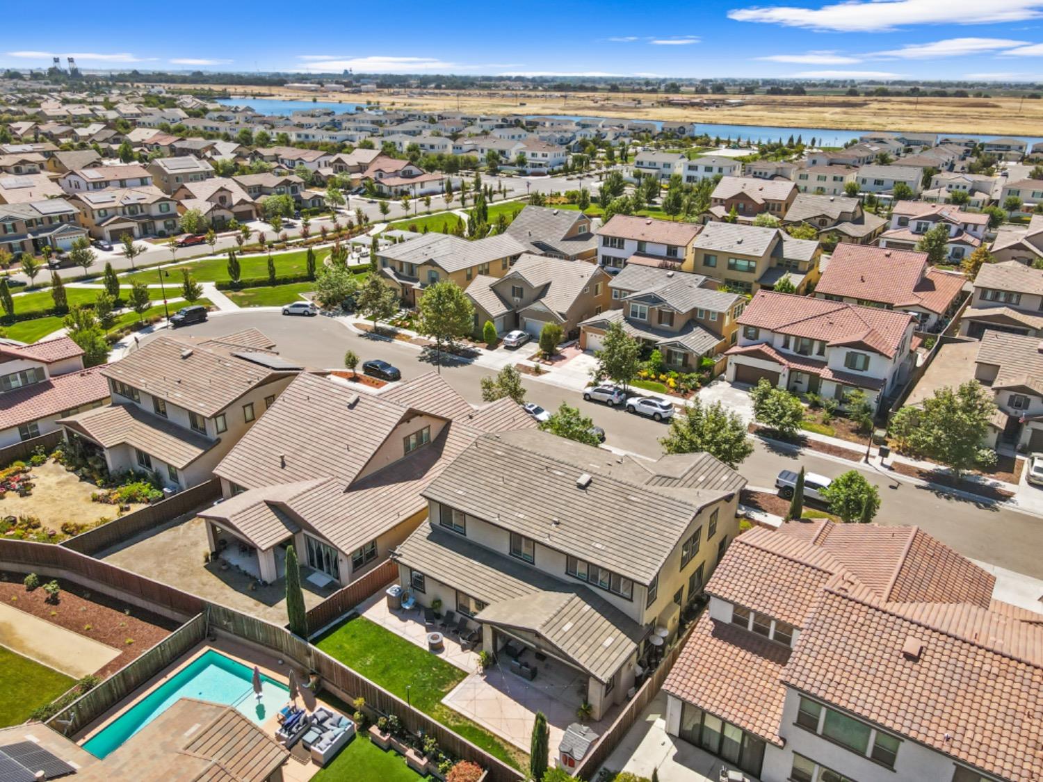 Detail Gallery Image 62 of 69 For 1737 Cranbrook Ct, Lathrop,  CA 95330 - 5 Beds | 4/1 Baths