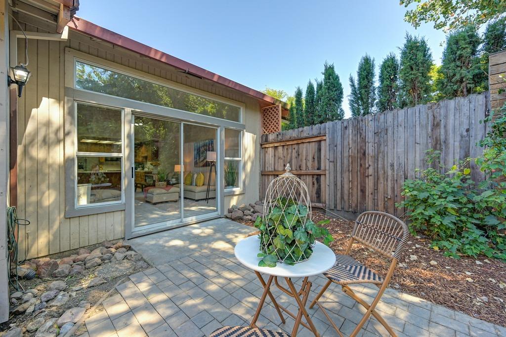 Detail Gallery Image 21 of 26 For 917 Zaragoza St, Davis,  CA 95618 - 3 Beds | 1 Baths