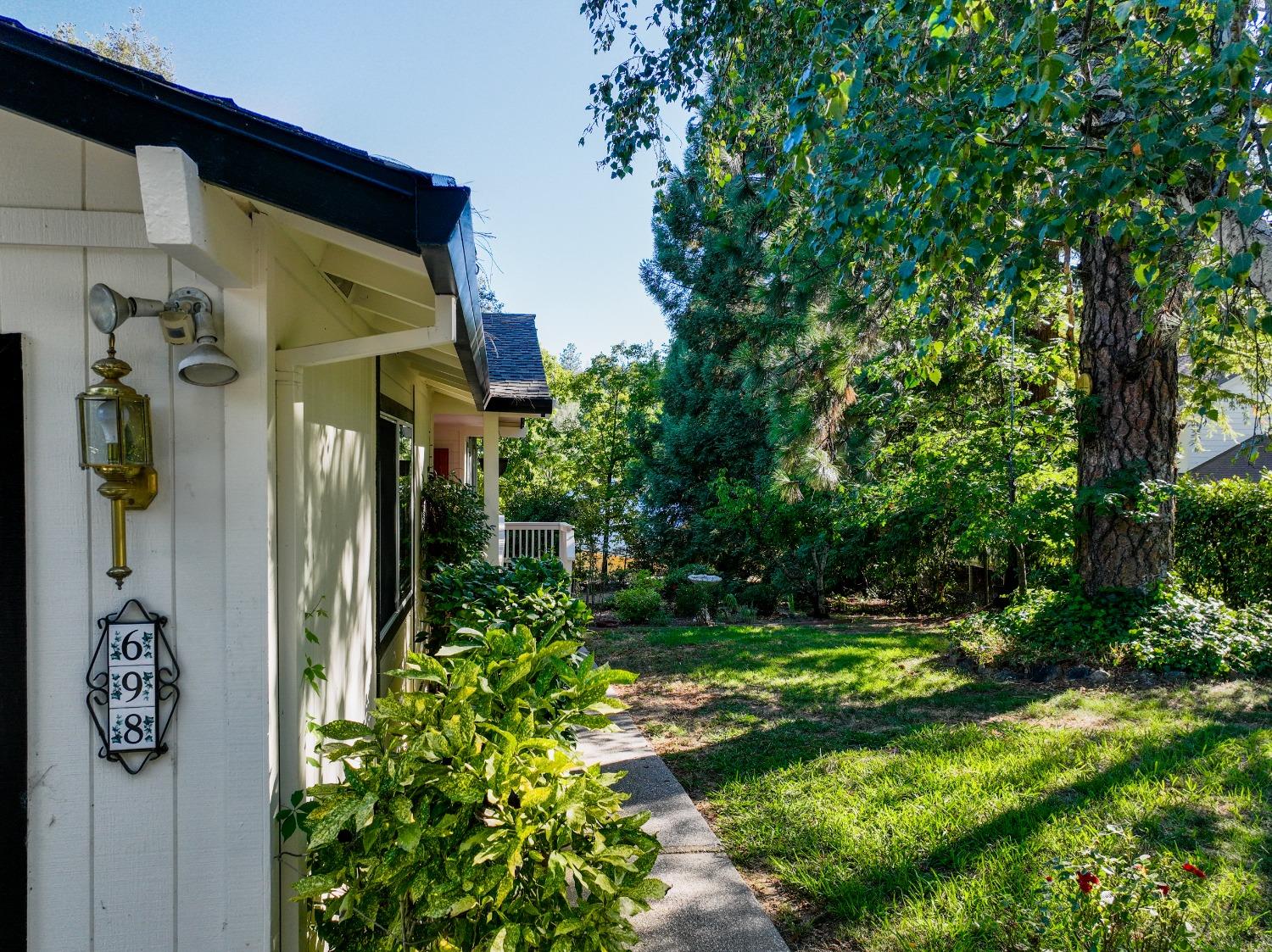 Detail Gallery Image 33 of 39 For 698 Atkins Rd, Grass Valley,  CA 95945 - 3 Beds | 2 Baths