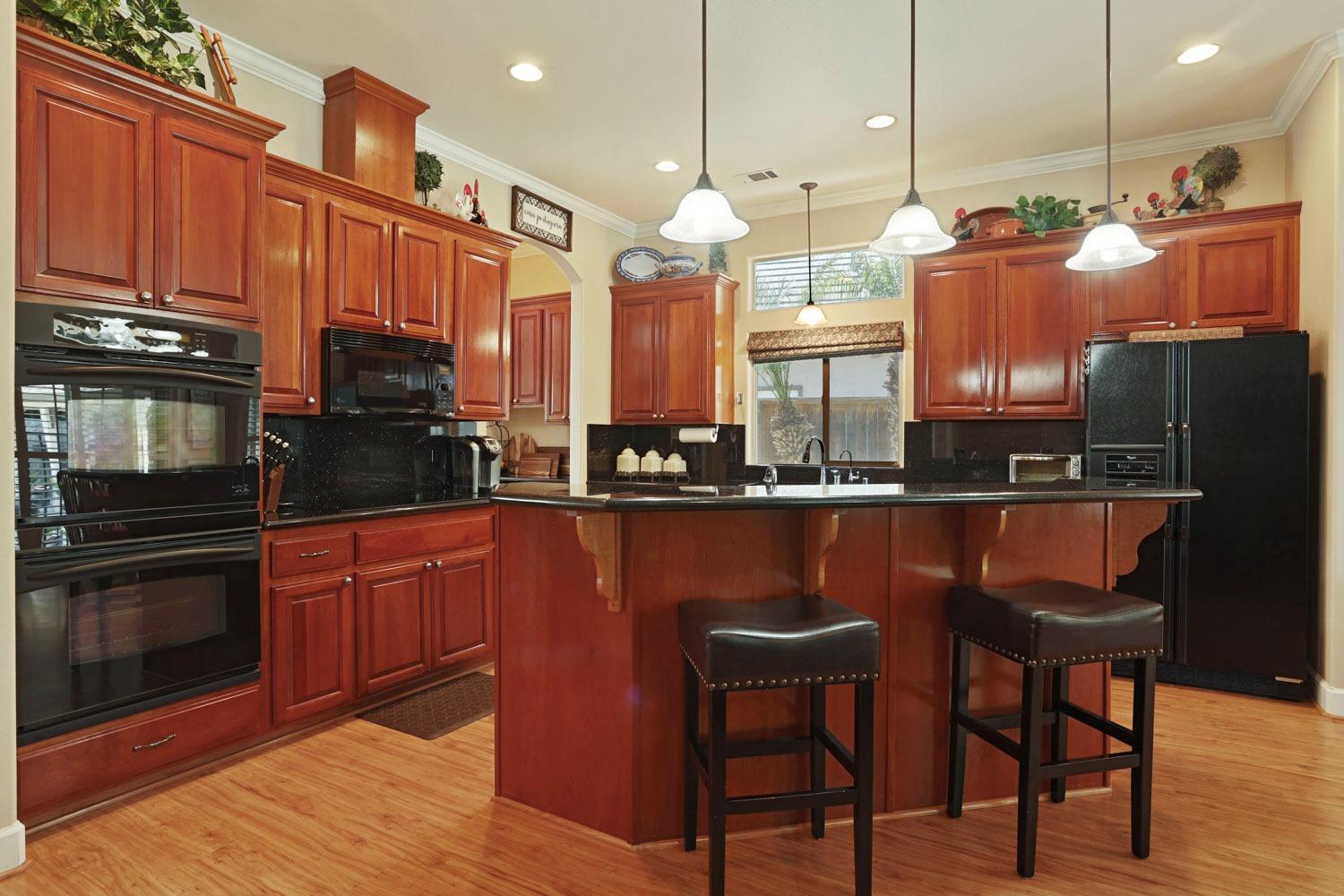 Detail Gallery Image 27 of 67 For 1542 Terracina Cir, Manteca,  CA 95336 - 3 Beds | 2/1 Baths