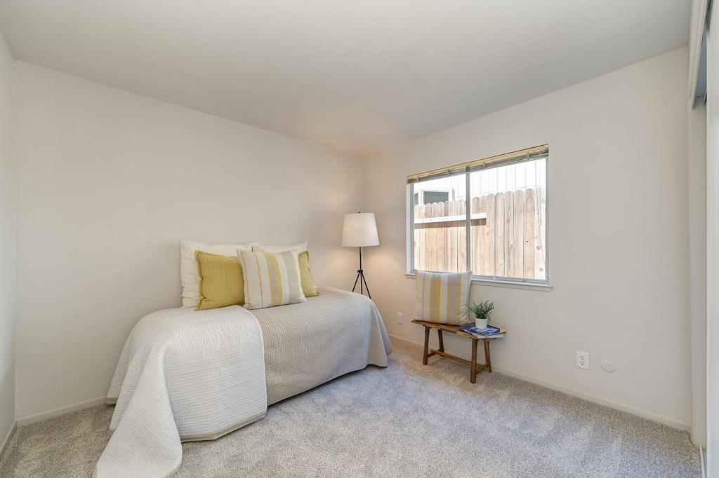 Detail Gallery Image 14 of 26 For 917 Zaragoza St, Davis,  CA 95618 - 3 Beds | 1 Baths