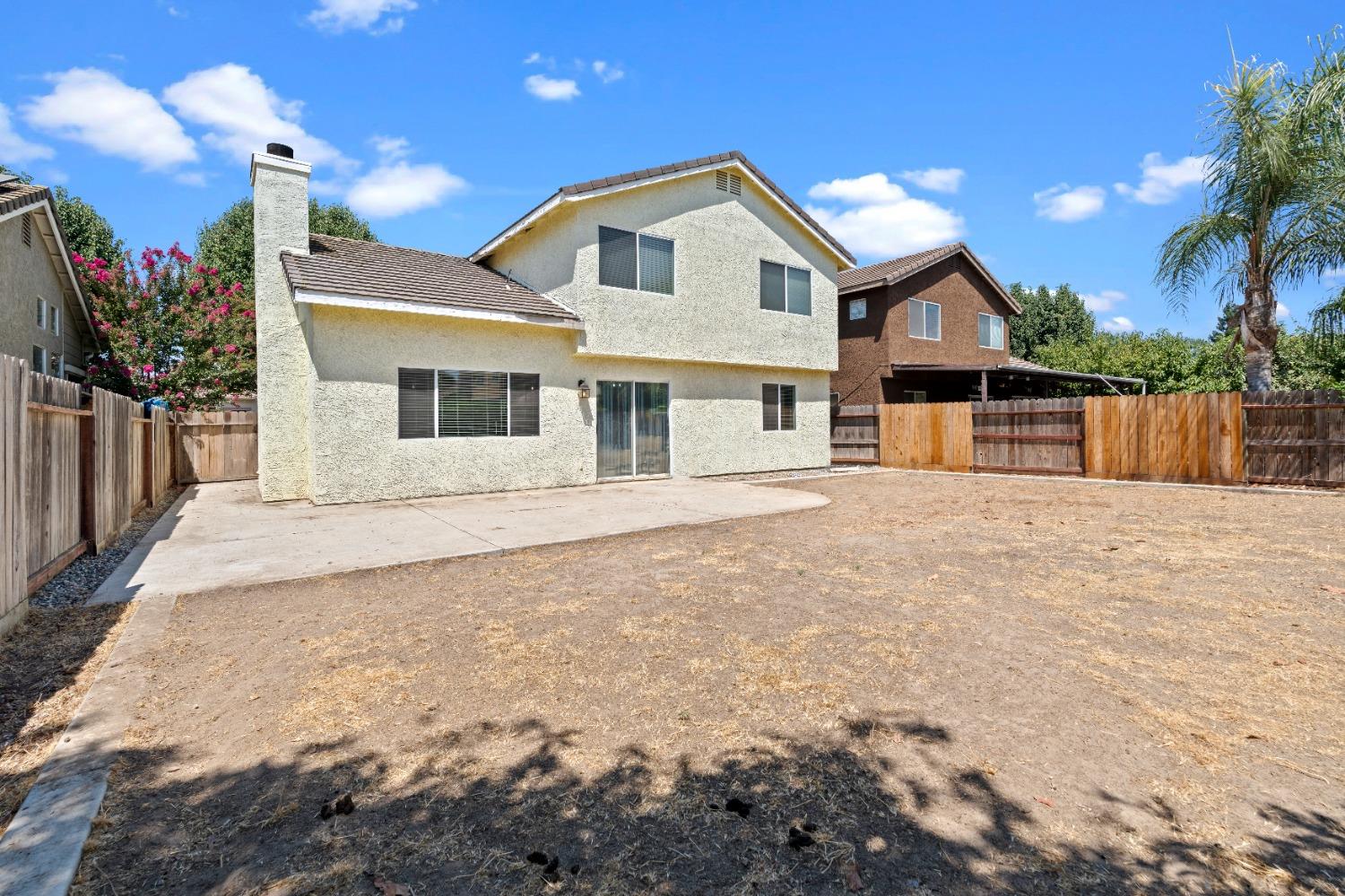 Royal Windsor Drive, Salida, California image 35