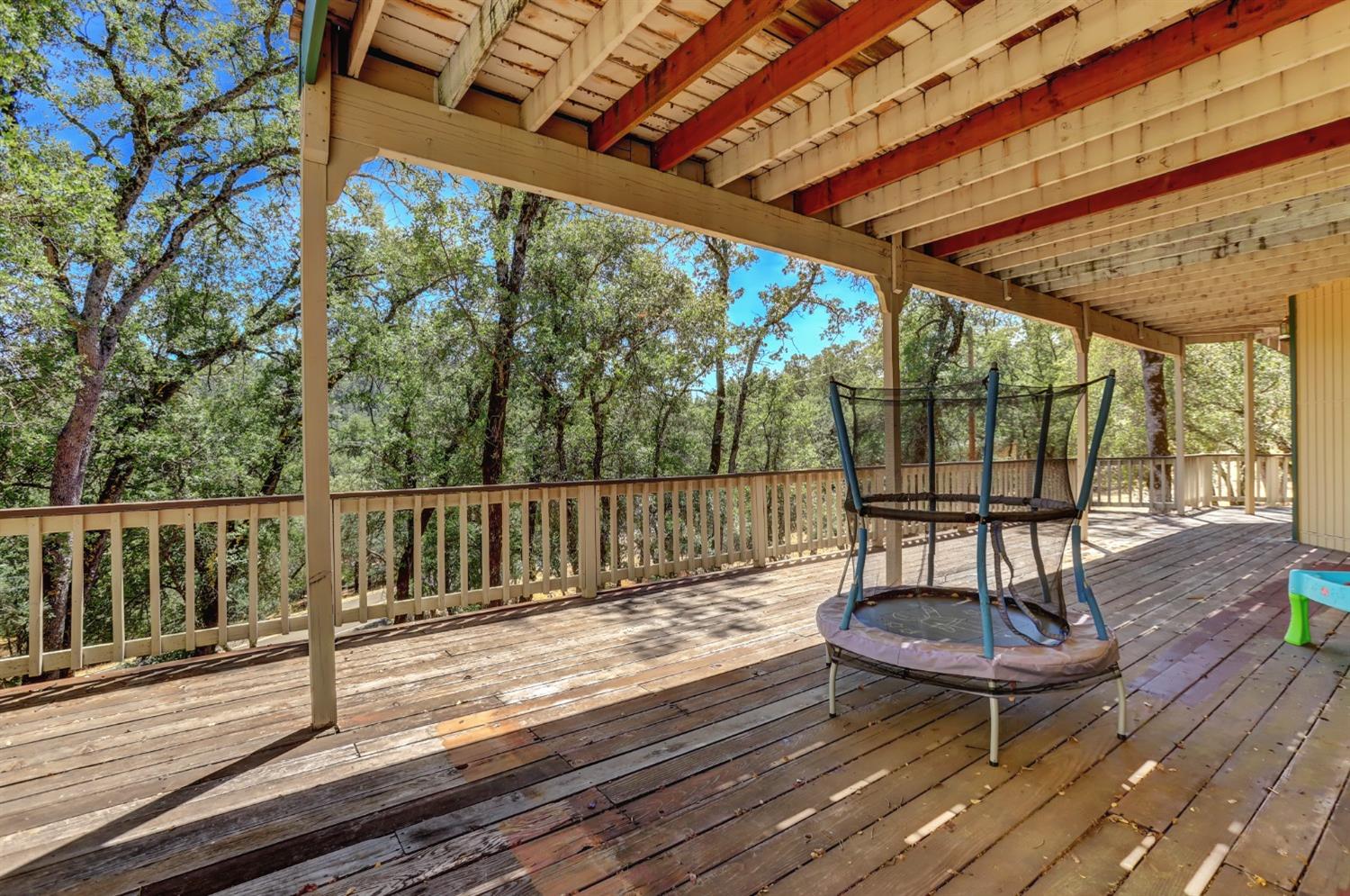 Detail Gallery Image 61 of 93 For 17592 Brewer Rd, Grass Valley,  CA 95949 - 3 Beds | 2 Baths