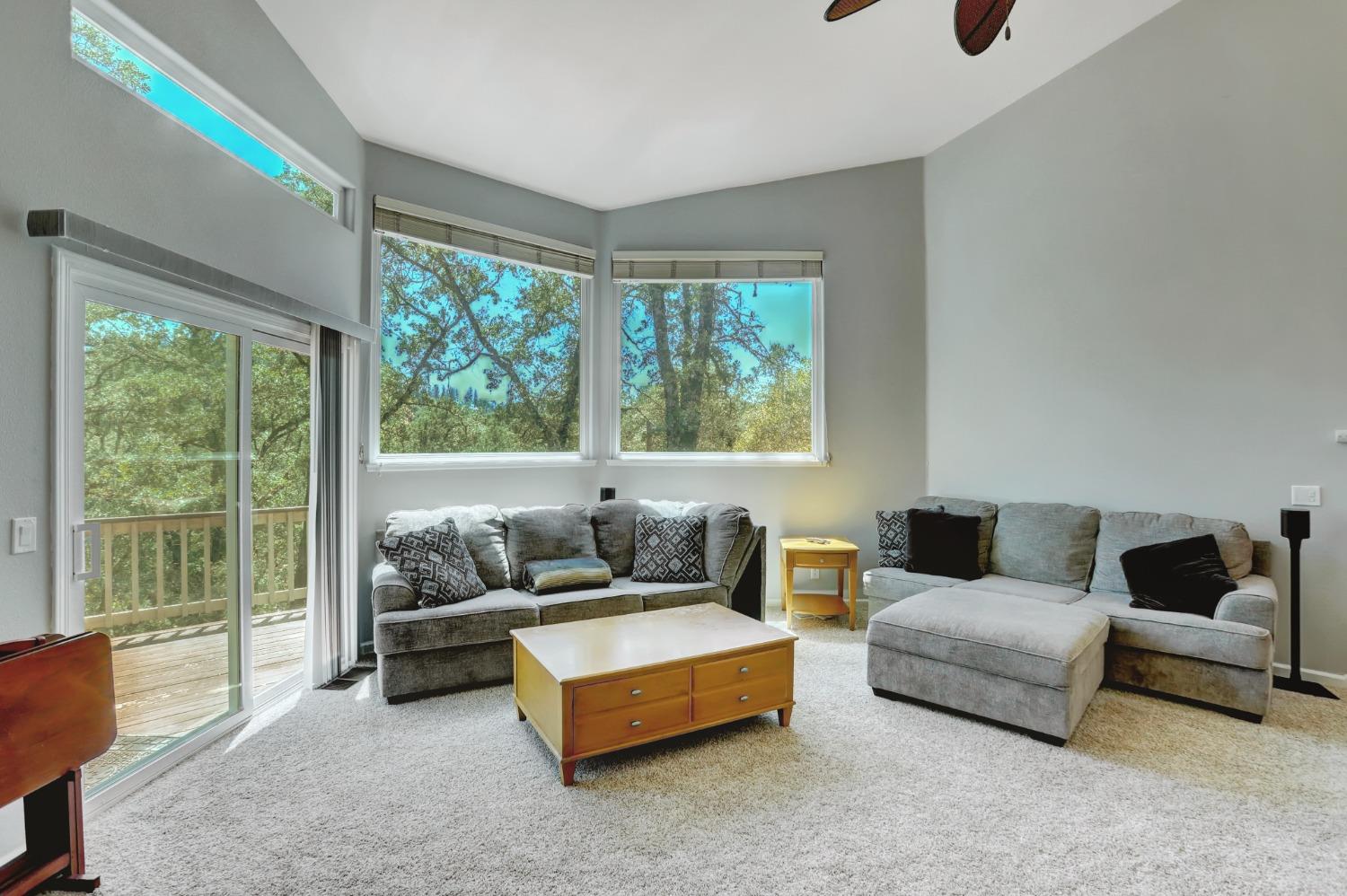 Detail Gallery Image 3 of 93 For 17592 Brewer Rd, Grass Valley,  CA 95949 - 3 Beds | 2 Baths