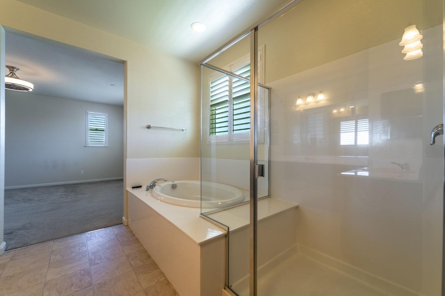 Detail Gallery Image 34 of 59 For 654 Kibbie Ct, Manteca,  CA 95337 - 4 Beds | 3/1 Baths