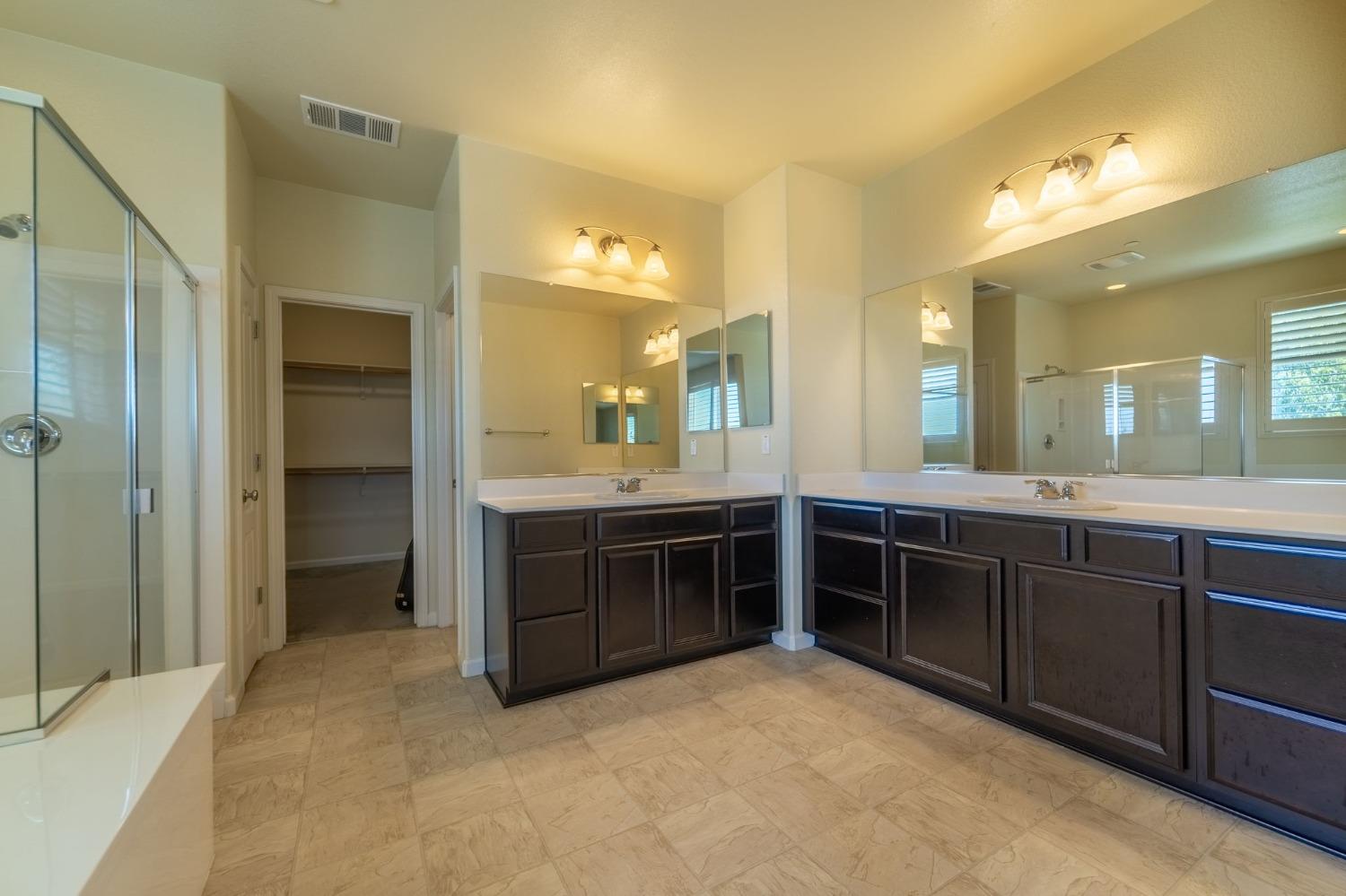 Detail Gallery Image 32 of 59 For 654 Kibbie Ct, Manteca,  CA 95337 - 4 Beds | 3/1 Baths