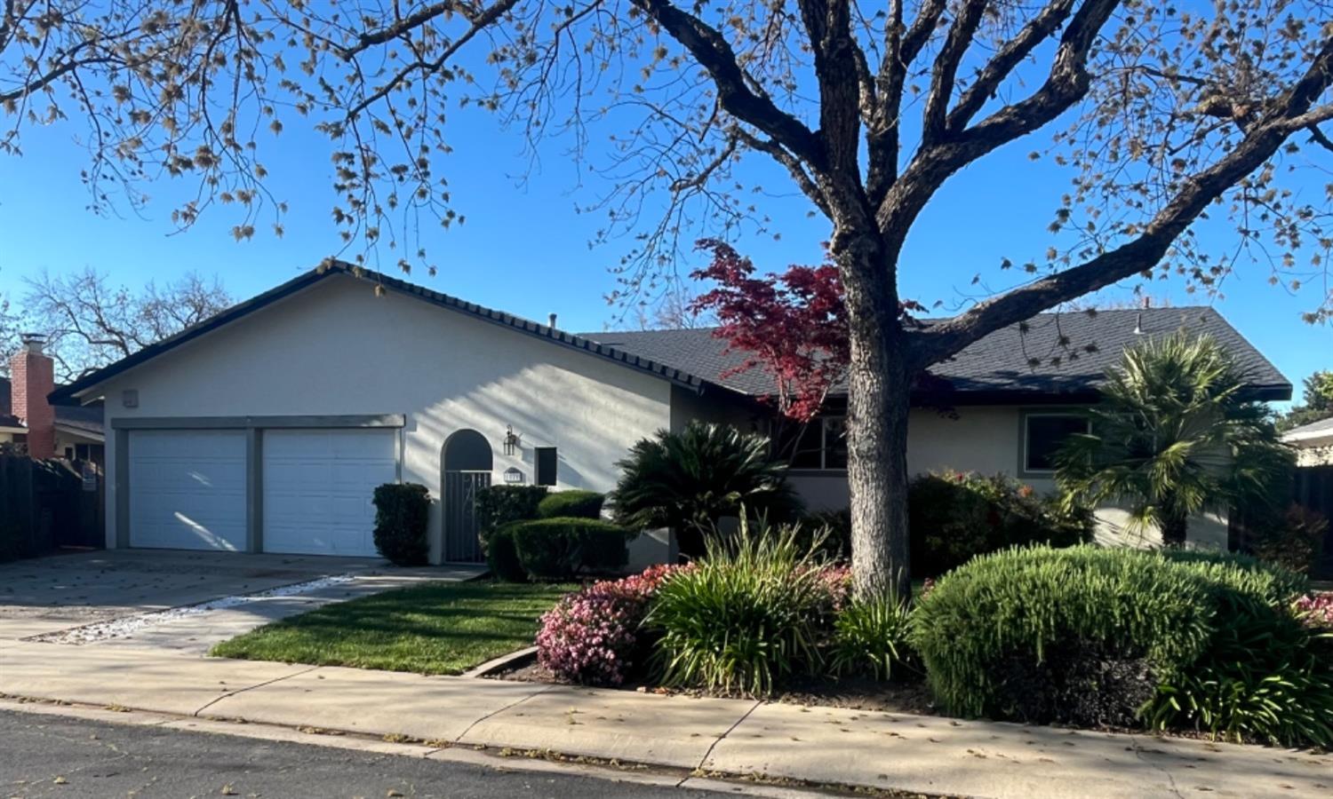 Detail Gallery Image 1 of 1 For 1821 Kienitz Ave, Modesto,  CA 95355 - 3 Beds | 2 Baths