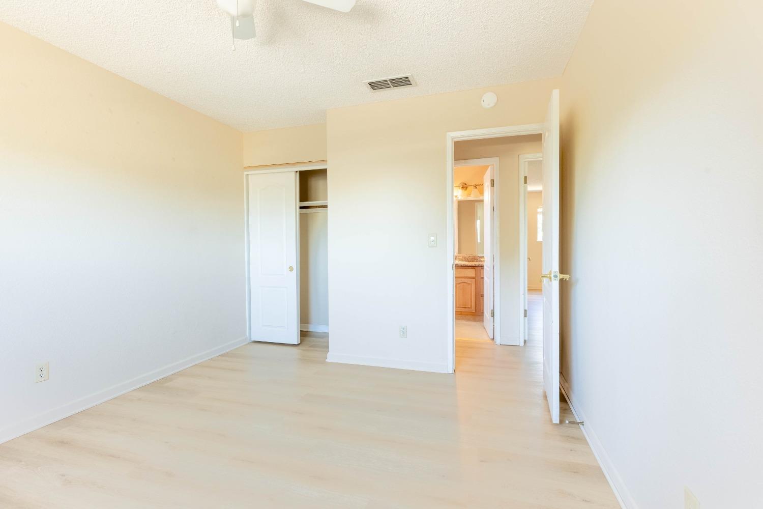 Detail Gallery Image 20 of 41 For 5009 Tacomic Dr, Sacramento,  CA 95842 - 3 Beds | 2/1 Baths