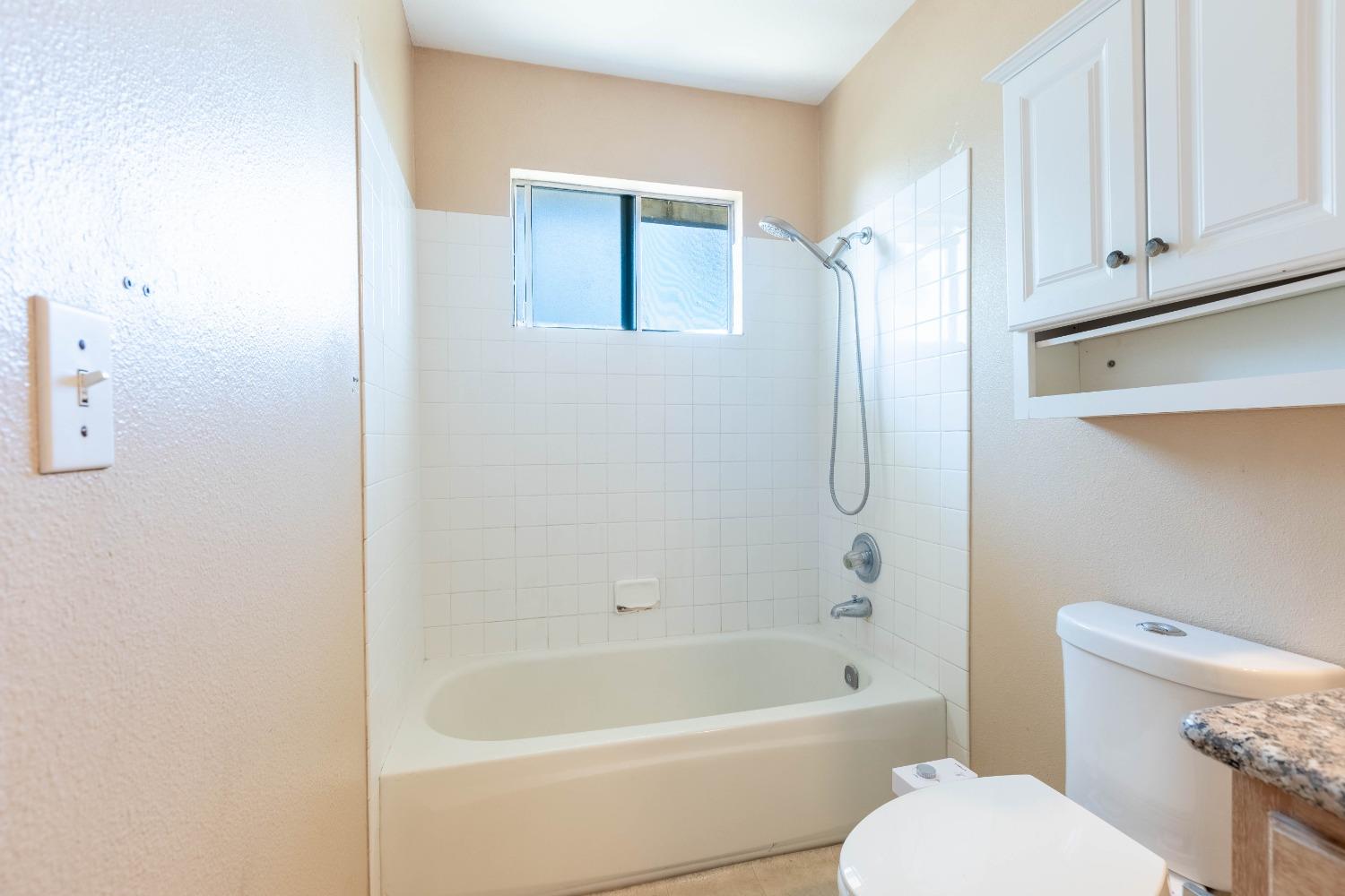 Detail Gallery Image 21 of 41 For 5009 Tacomic Dr, Sacramento,  CA 95842 - 3 Beds | 2/1 Baths