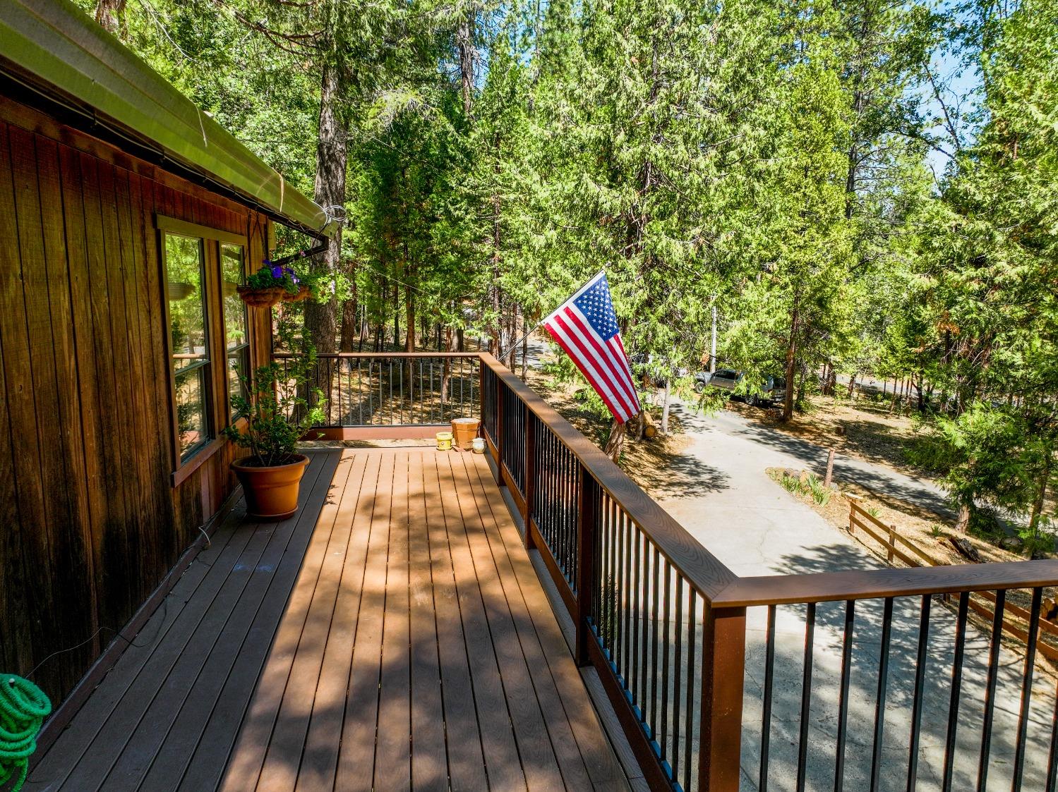 Detail Gallery Image 37 of 38 For 12914 Lost Lake Rd, Grass Valley,  CA 95945 - 3 Beds | 2 Baths