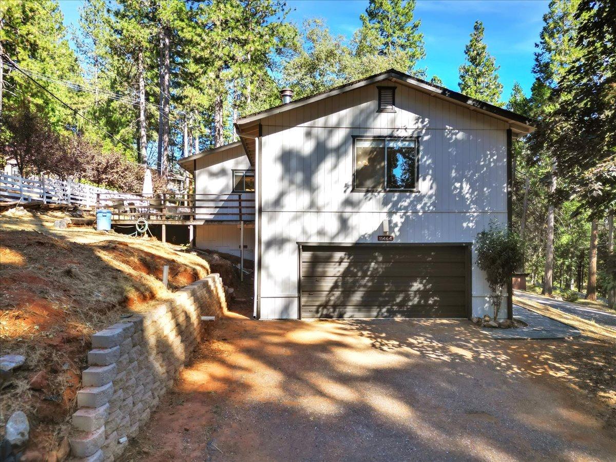 Detail Gallery Image 2 of 71 For 11464 Banner Lava Cap Rd, Nevada City,  CA 95959 - 3 Beds | 2 Baths