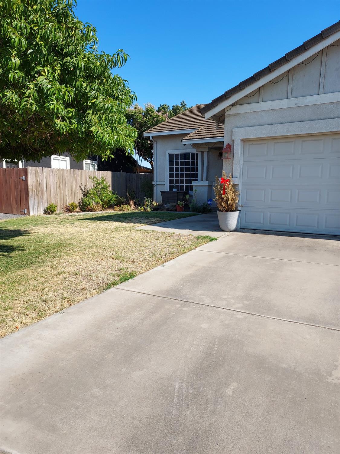 Detail Gallery Image 39 of 46 For 1874 E Basil Dr, Manteca,  CA 95336 - 4 Beds | 2 Baths