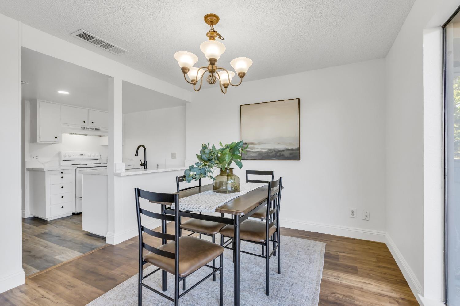 Detail Gallery Image 25 of 40 For 949 Fulton Ave #526,  Sacramento,  CA 95825 - 2 Beds | 1 Baths