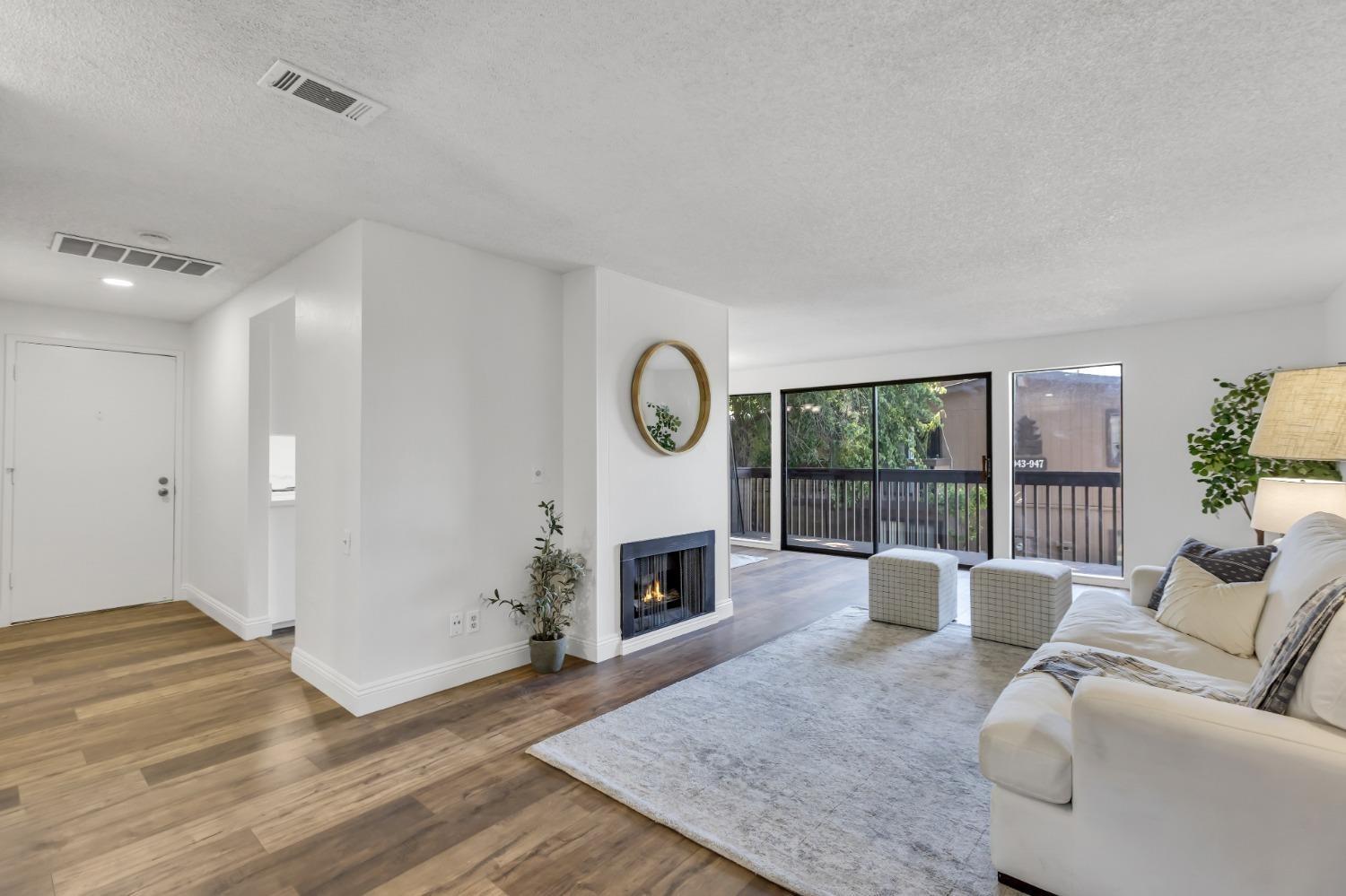 Detail Gallery Image 13 of 40 For 949 Fulton Ave #526,  Sacramento,  CA 95825 - 2 Beds | 1 Baths