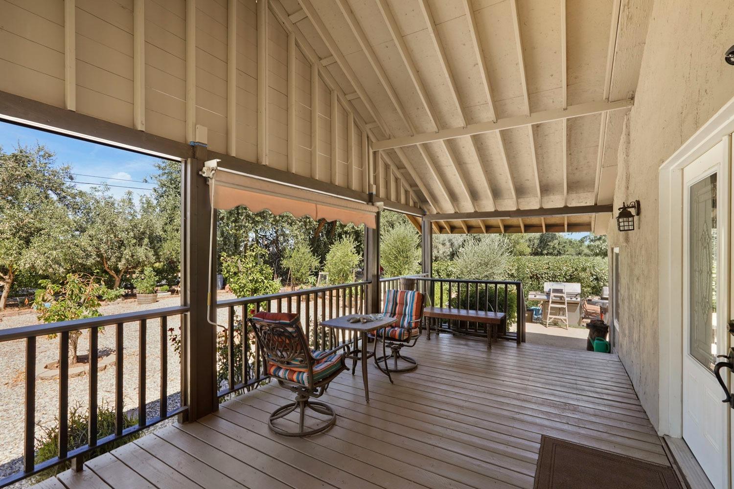 Detail Gallery Image 17 of 61 For 25048 N Dustin Rd, Acampo,  CA 95220 - 3 Beds | 2 Baths