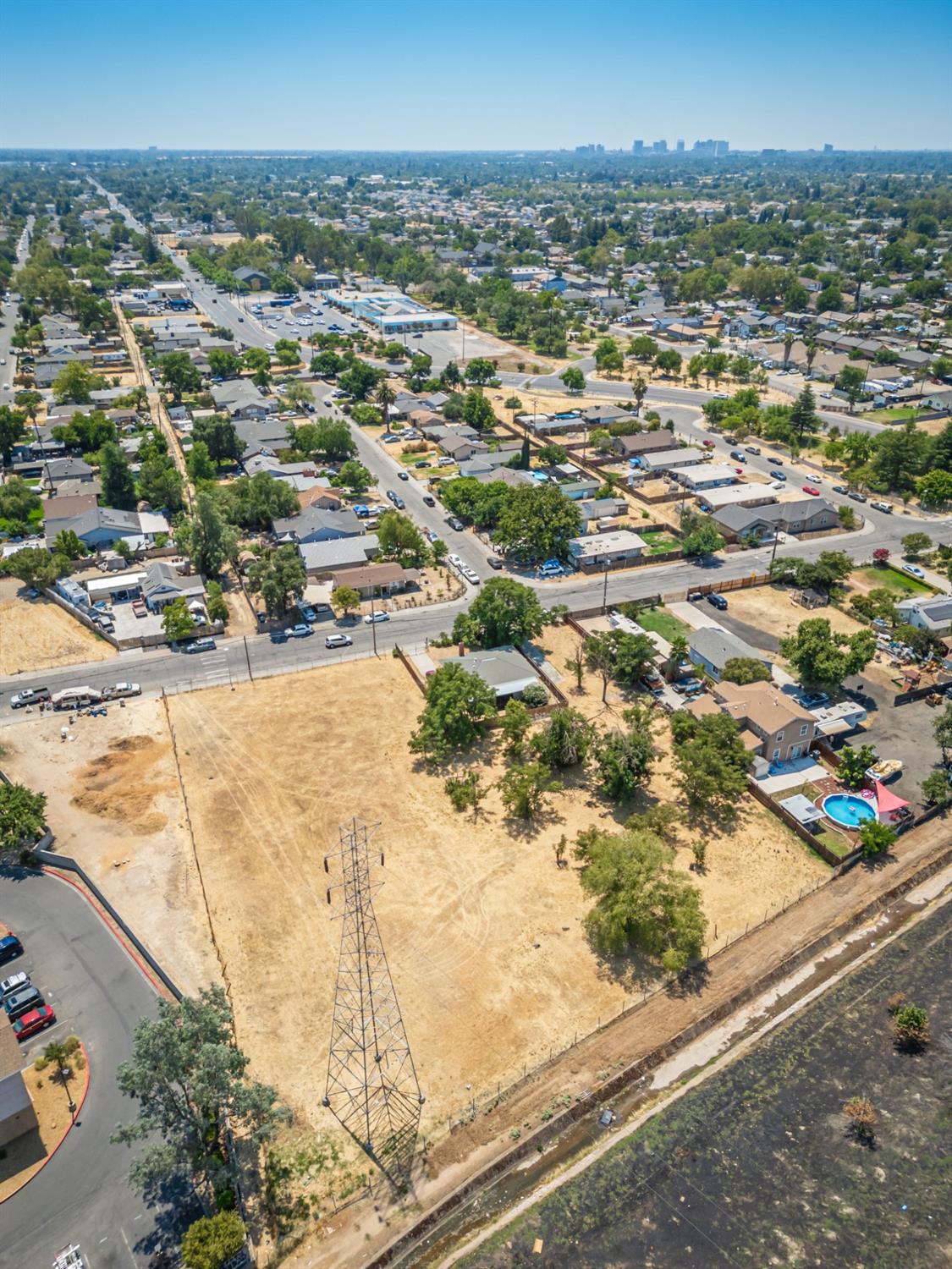 North Avenue, Sacramento, California image 13