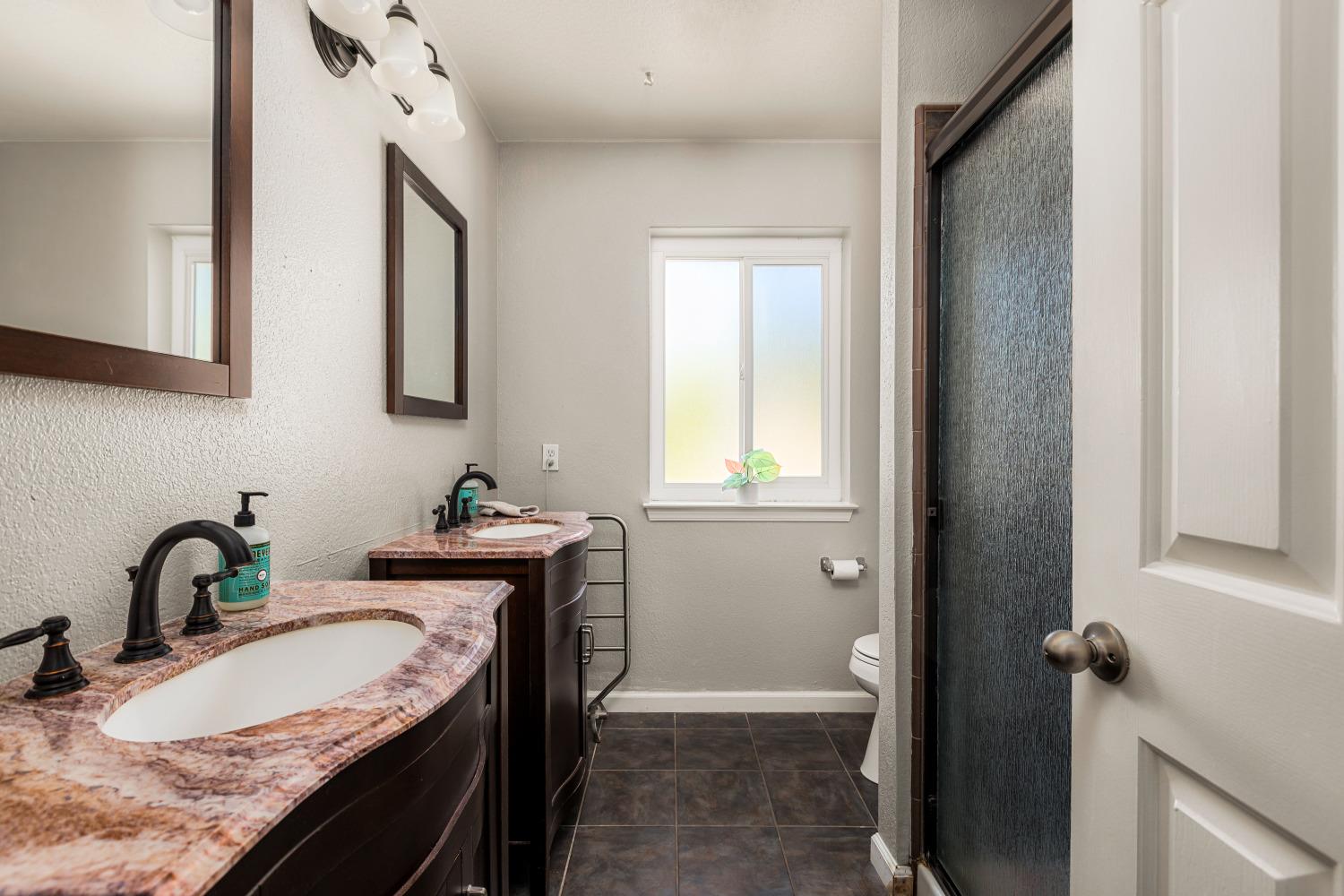 Detail Gallery Image 13 of 22 For 14541 Lake Wildwood Dr, Penn Valley,  CA 95946 - 3 Beds | 2 Baths