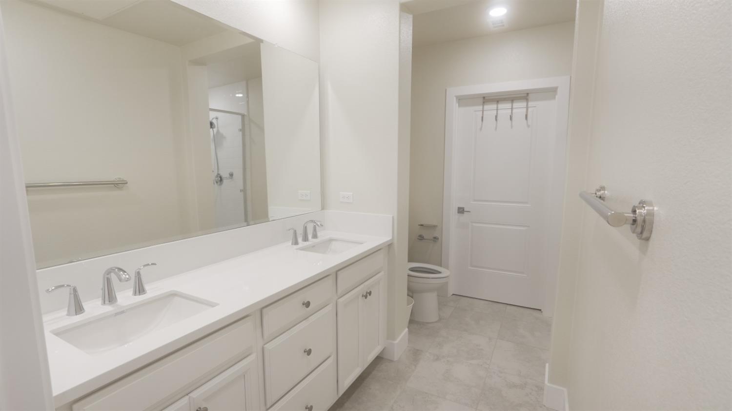 Detail Gallery Image 10 of 50 For 1661 Spring St #231,  Davis,  CA 95616 - 2 Beds | 2 Baths