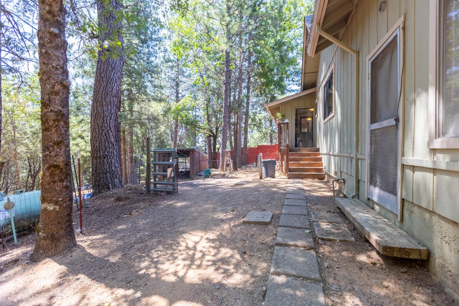 Detail Gallery Image 14 of 41 For 5825 Pennyroyal Dr, Pollock Pines,  CA 95726 - 3 Beds | 2 Baths